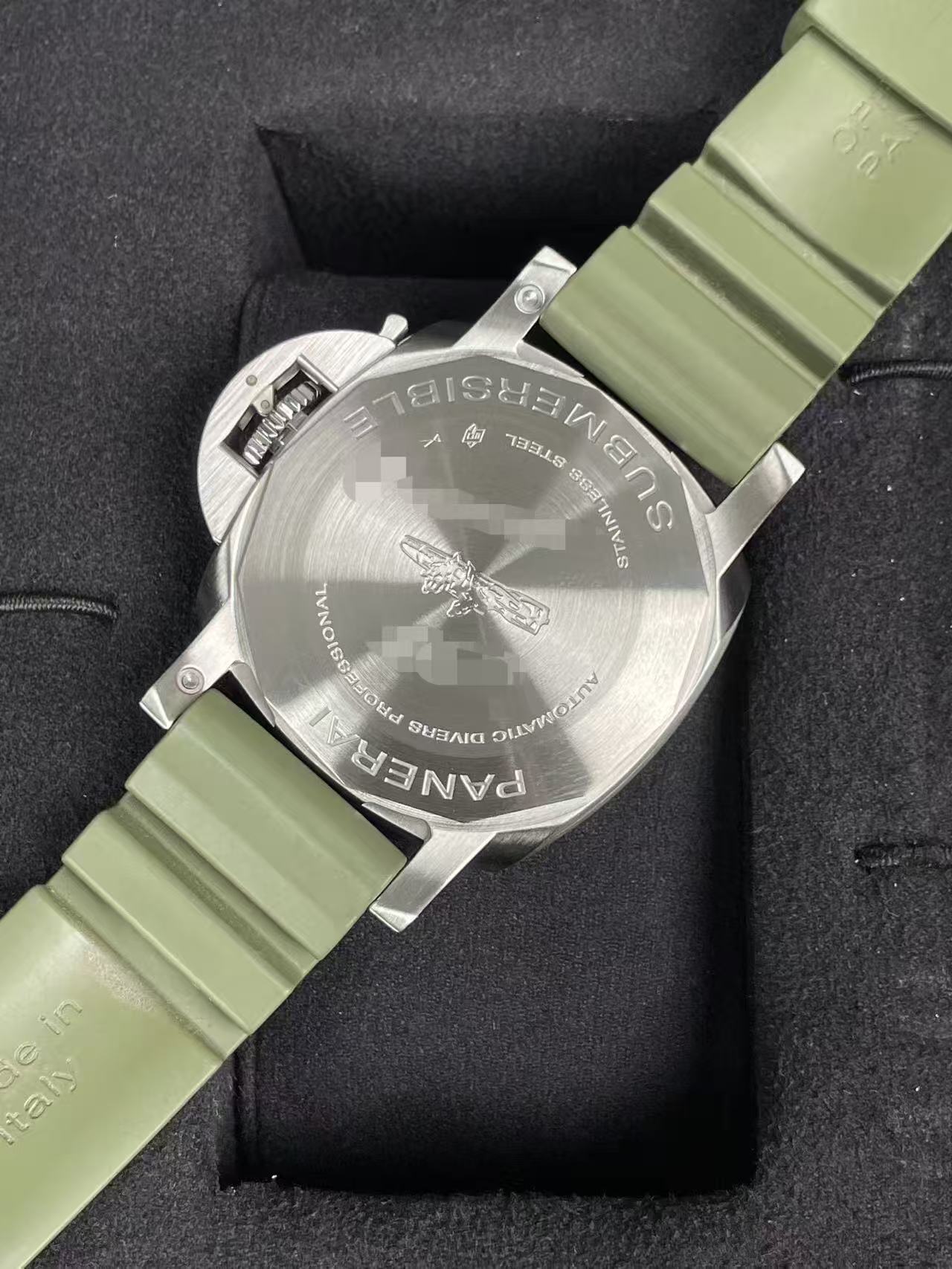 Panerai PAM01223 detail 3