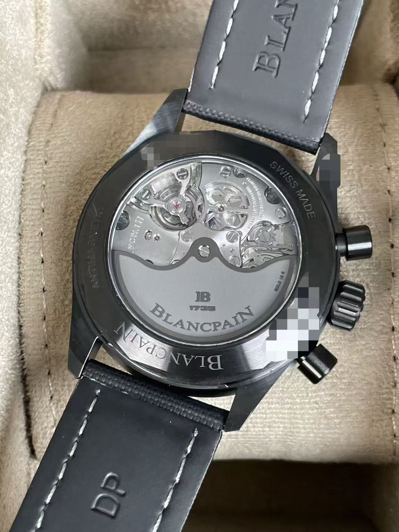 Blancpain 5200 0130 B52A detail 6