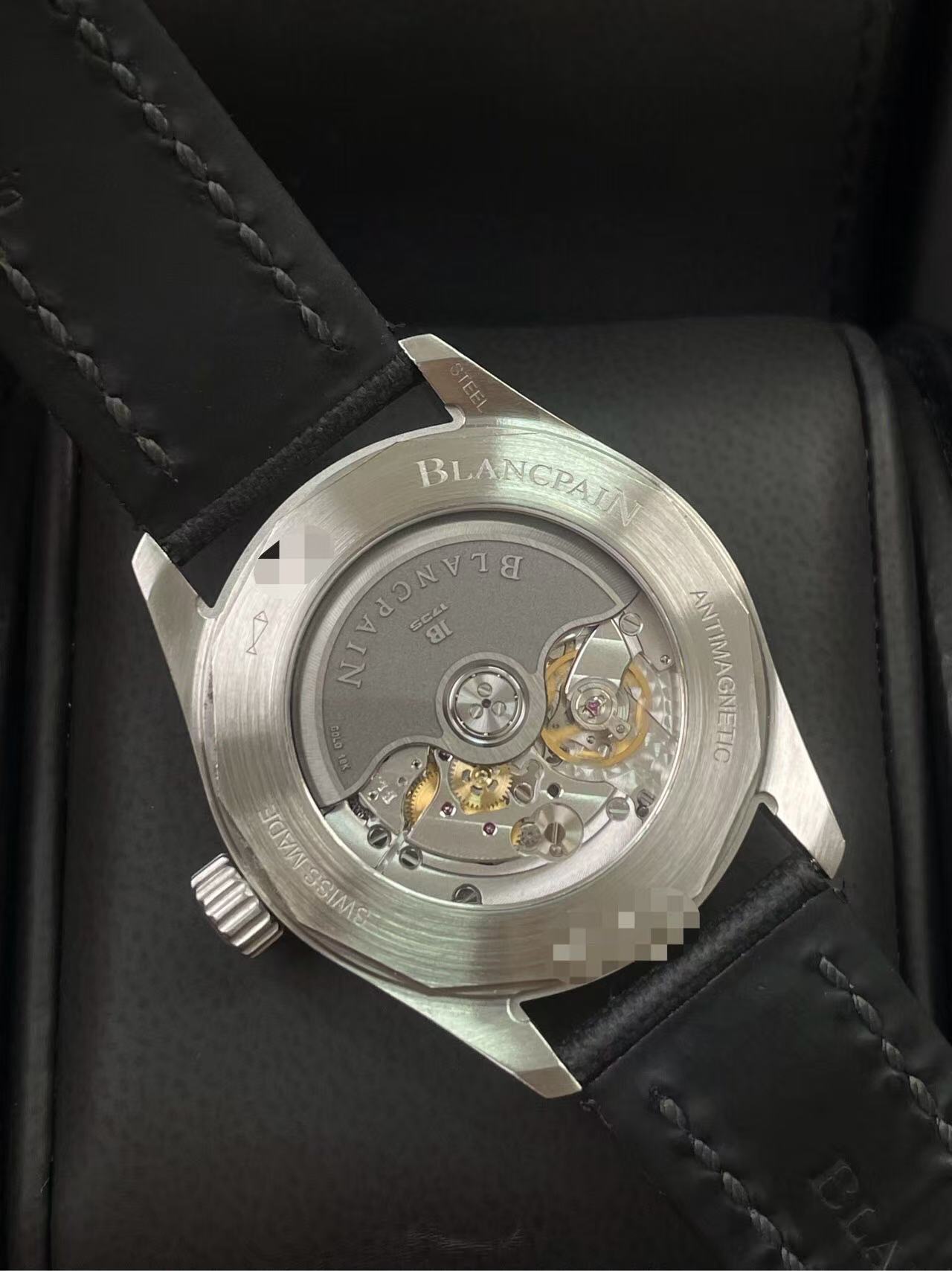 Blancpain 5100B 1110-B52A detail 3