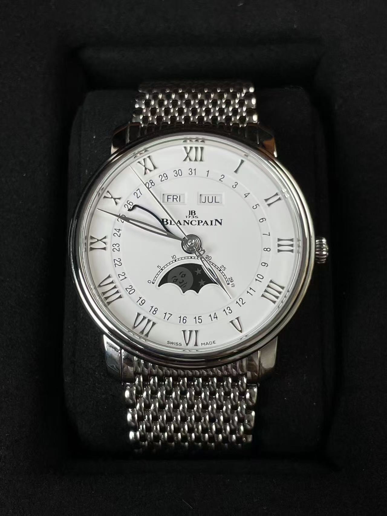 Blancpain 6654 1127 MMB detail 1