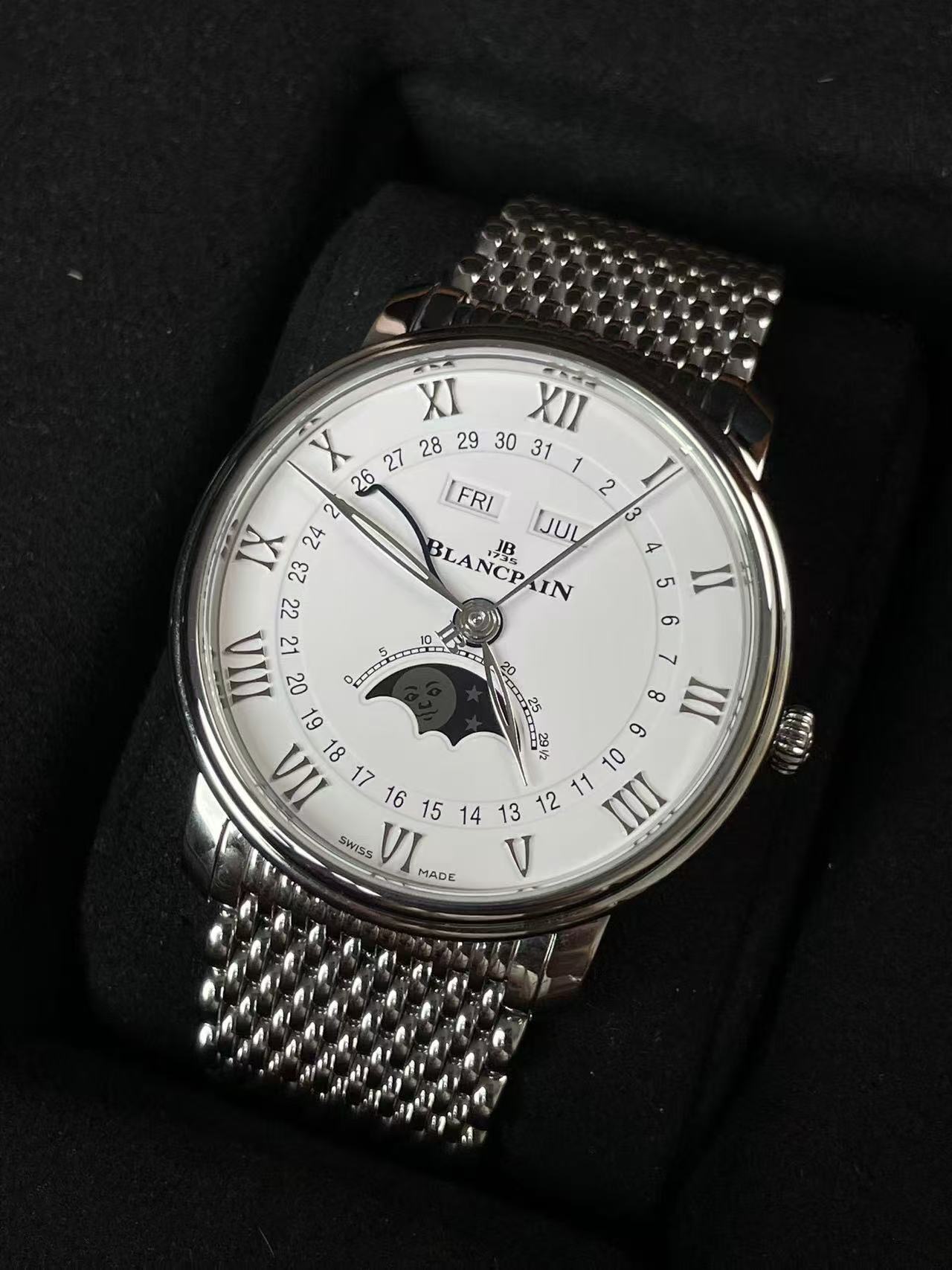Blancpain 6654 1127 MMB detail 2