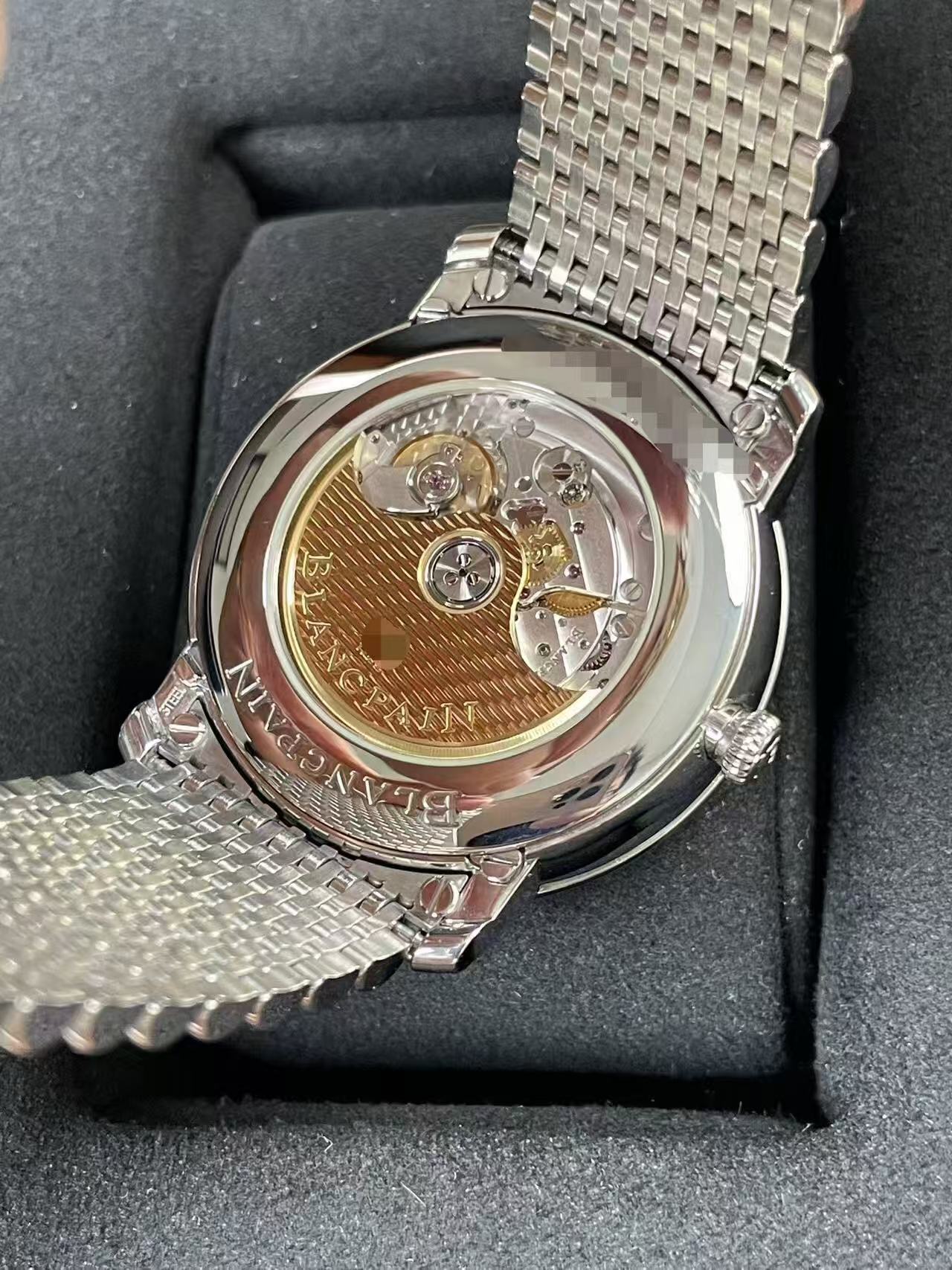 Blancpain 6654 1127 MMB detail 4