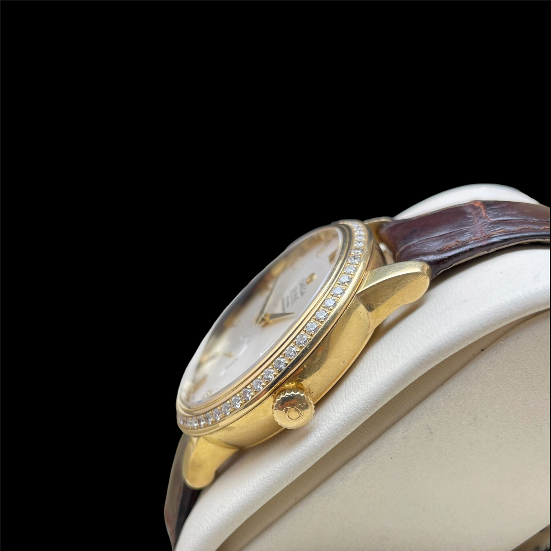 Omega 424.58.40.21.52.001 detail 3
