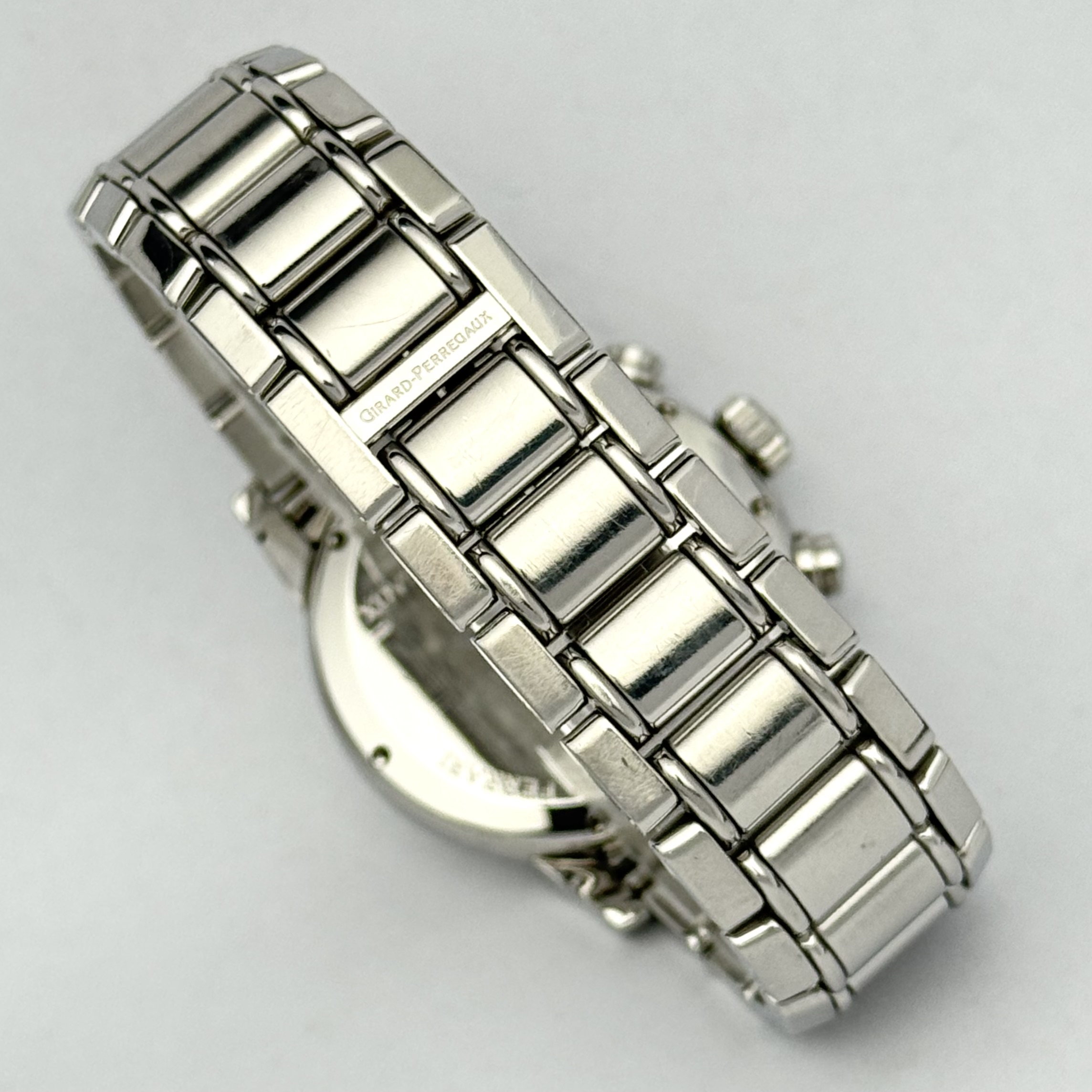 Girard Perregaux 8020 detail 4