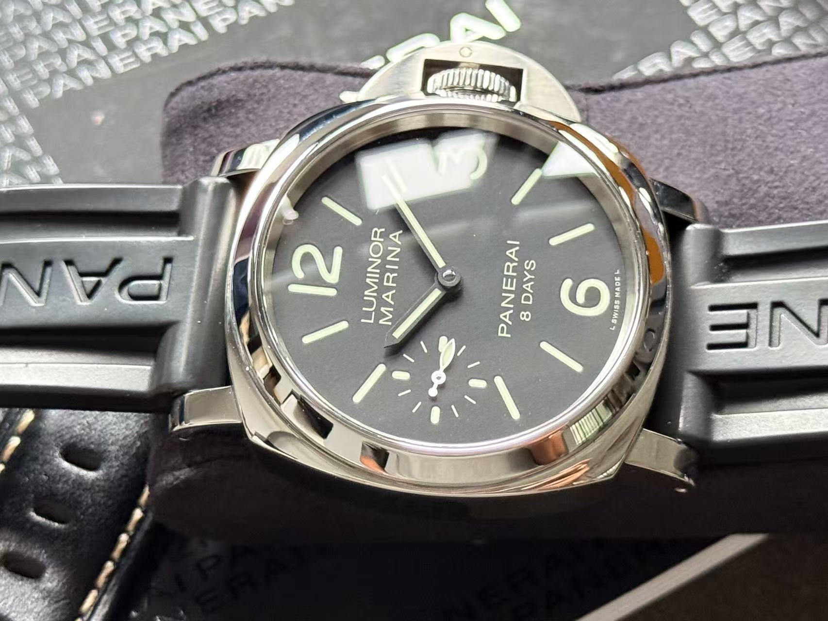 Panerai PAM00510 detail 3
