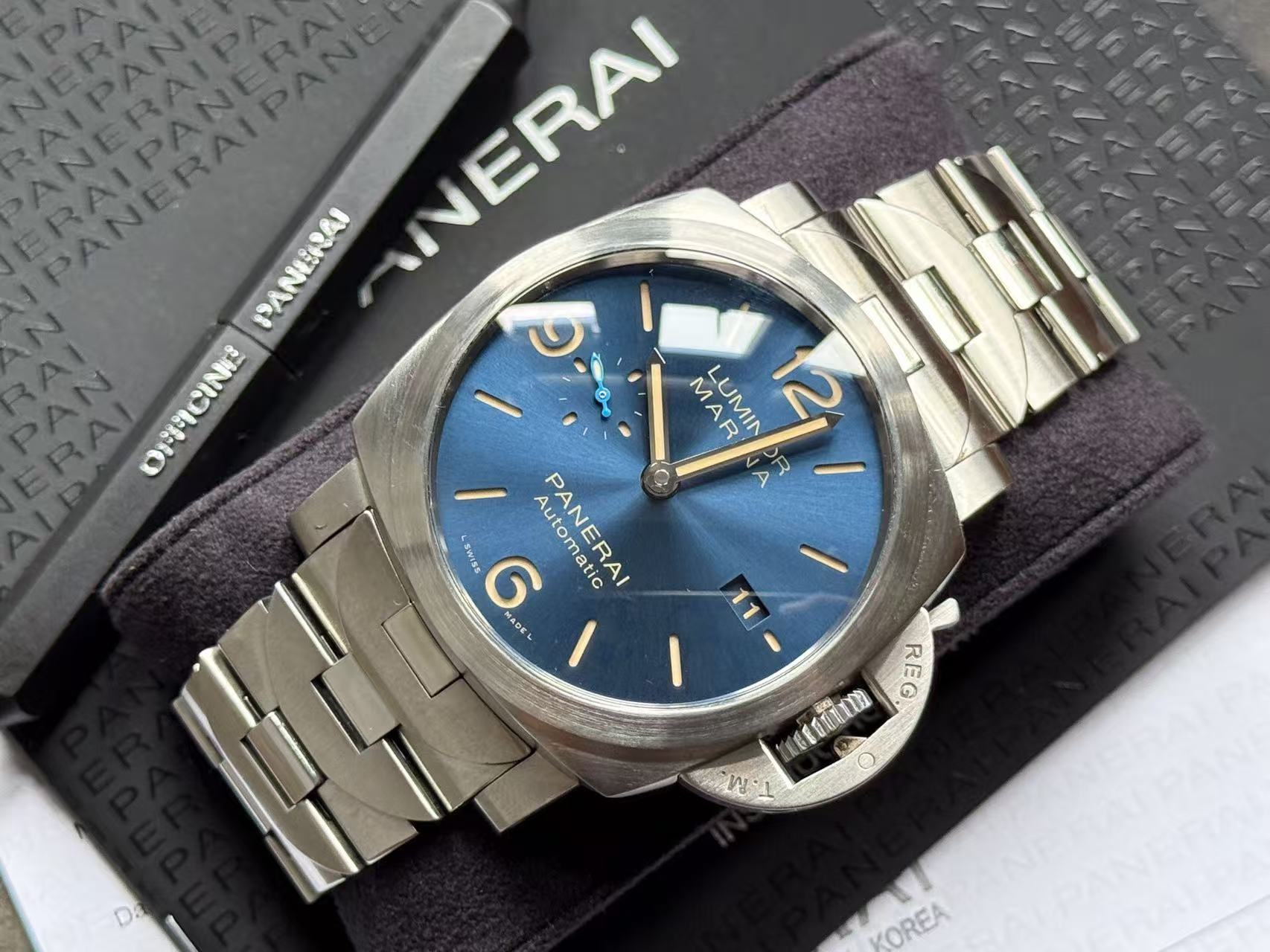 Panerai PAM01058 detail 2