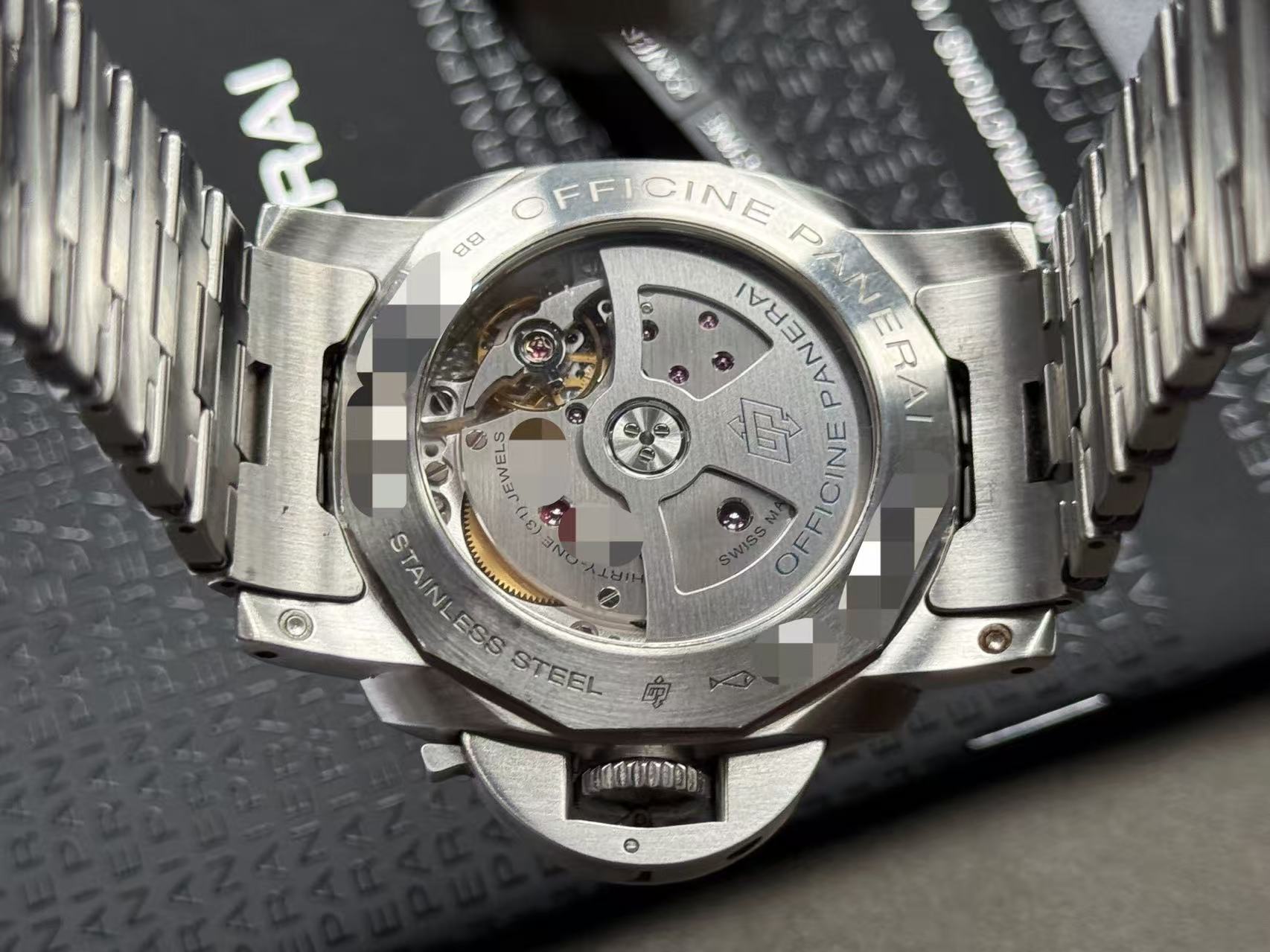 Panerai PAM01058 detail 5