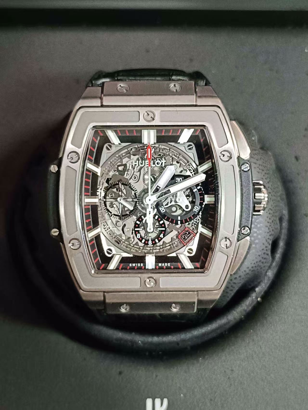 Hublot 601.NM.0173.LR detail 1
