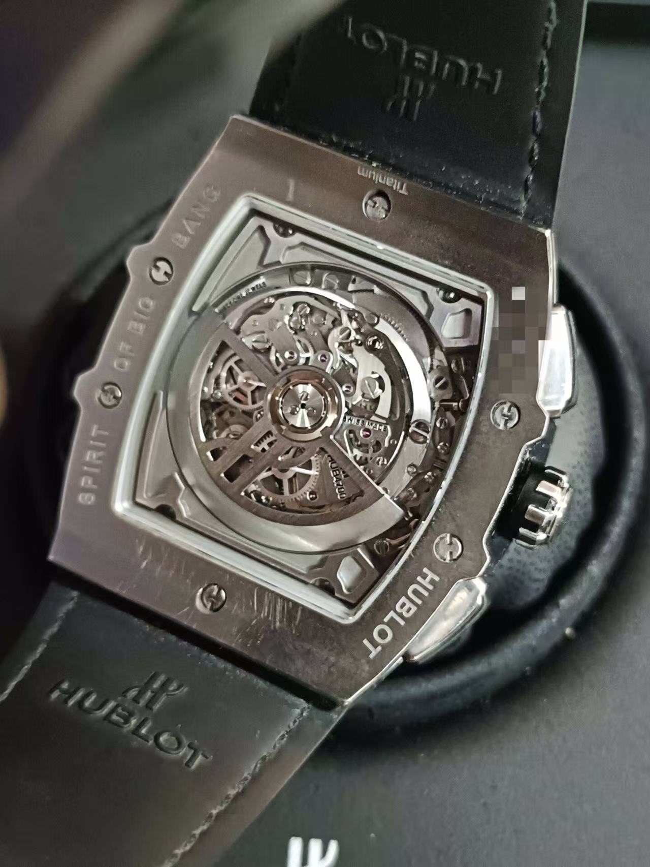 Hublot 601.NM.0173.LR detail 3