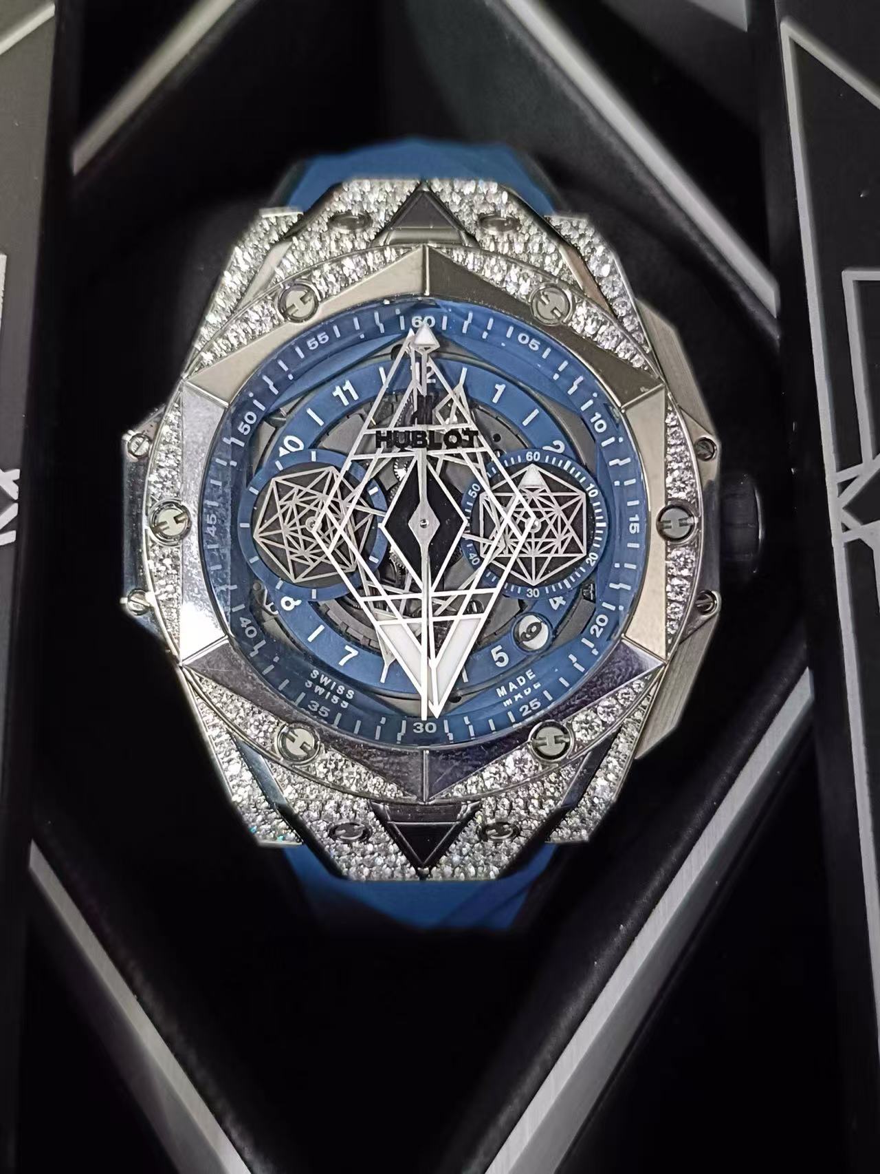 Hublot 418.NX.5107.RX.1604.MXM20 detail 1