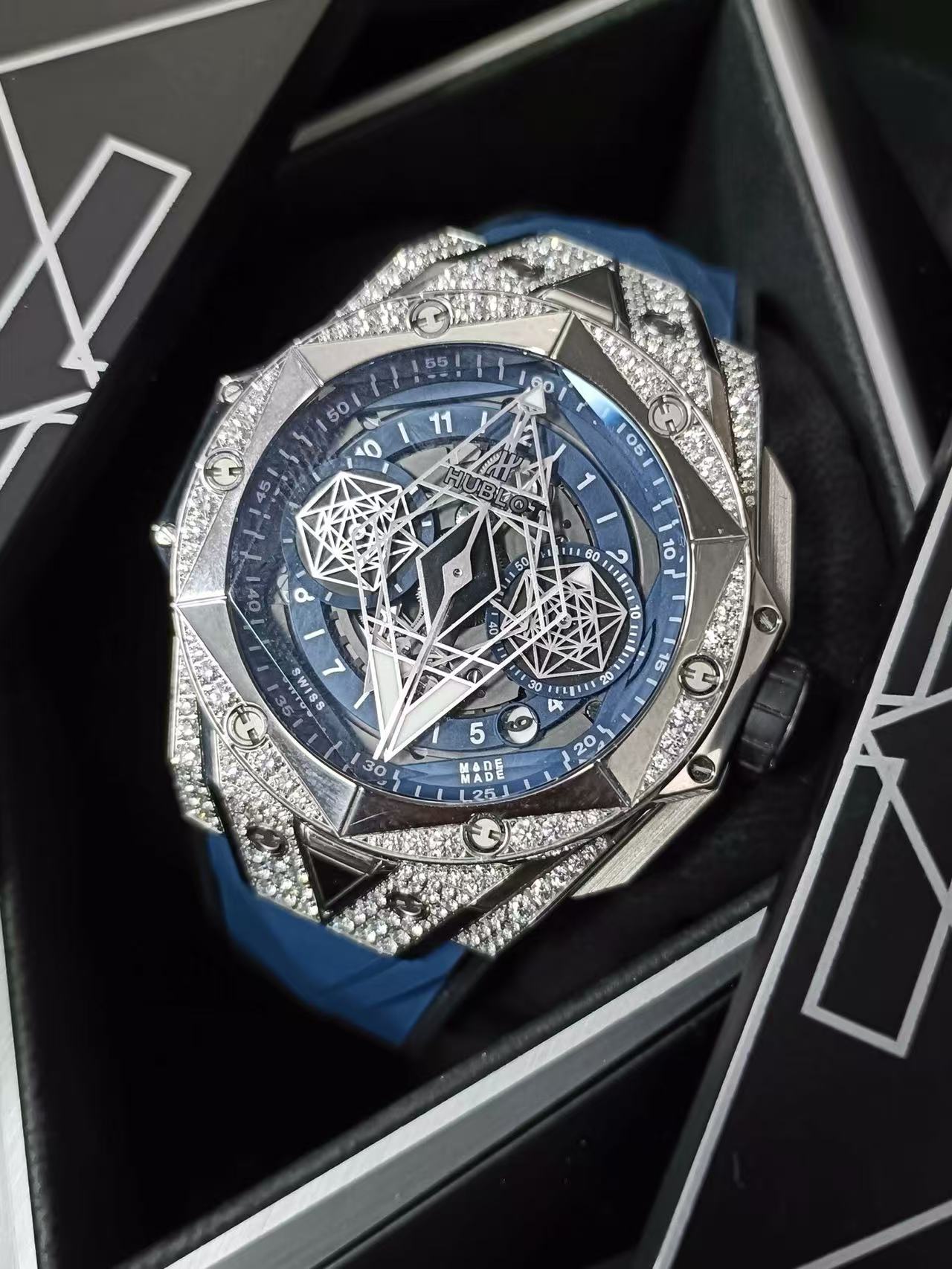 Hublot 418.NX.5107.RX.1604.MXM20 detail 2
