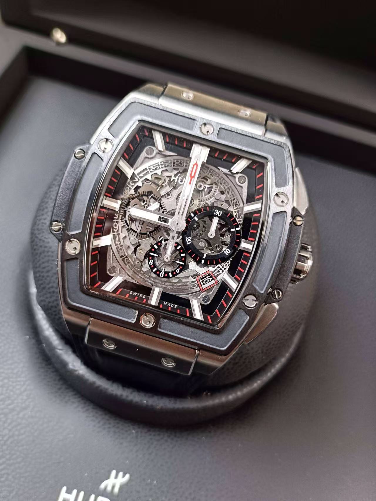 Hublot 601.NM.0173.LR detail 2