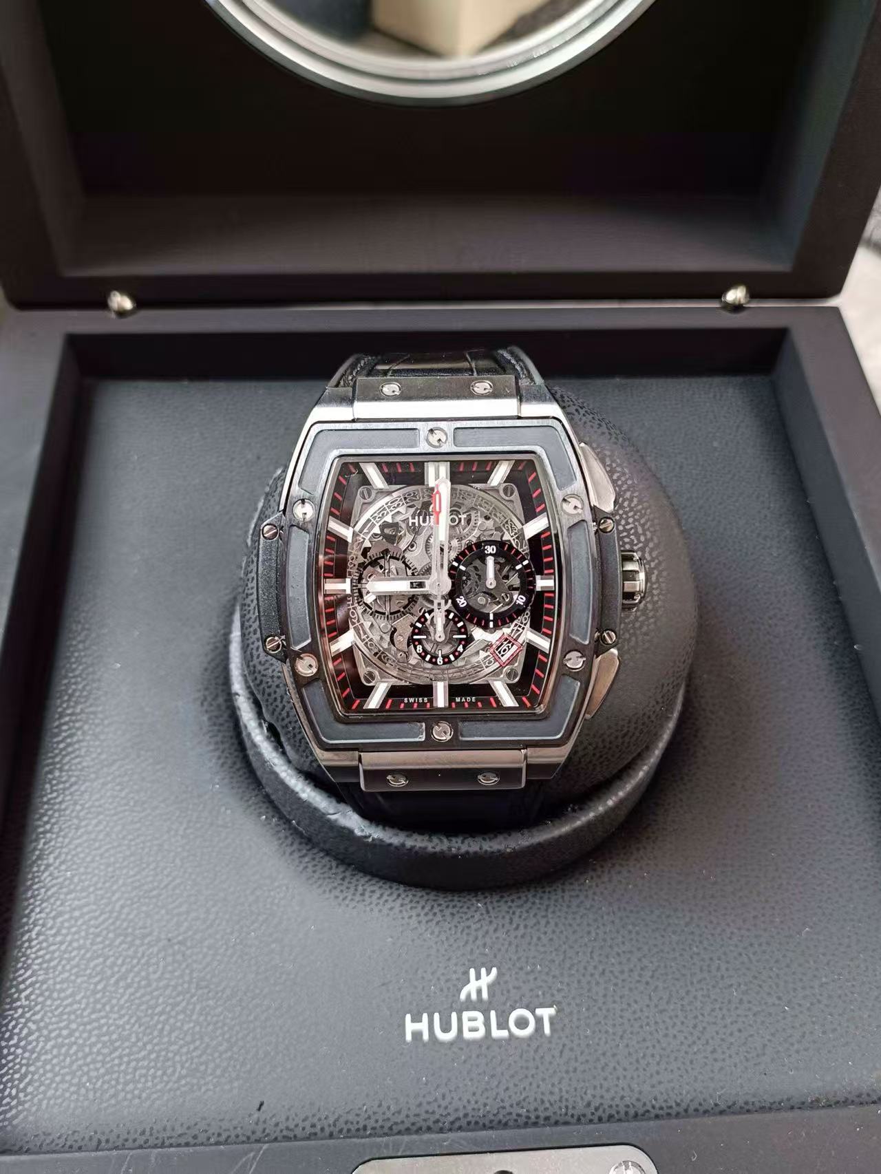 Hublot 601.NM.0173.LR detail 3