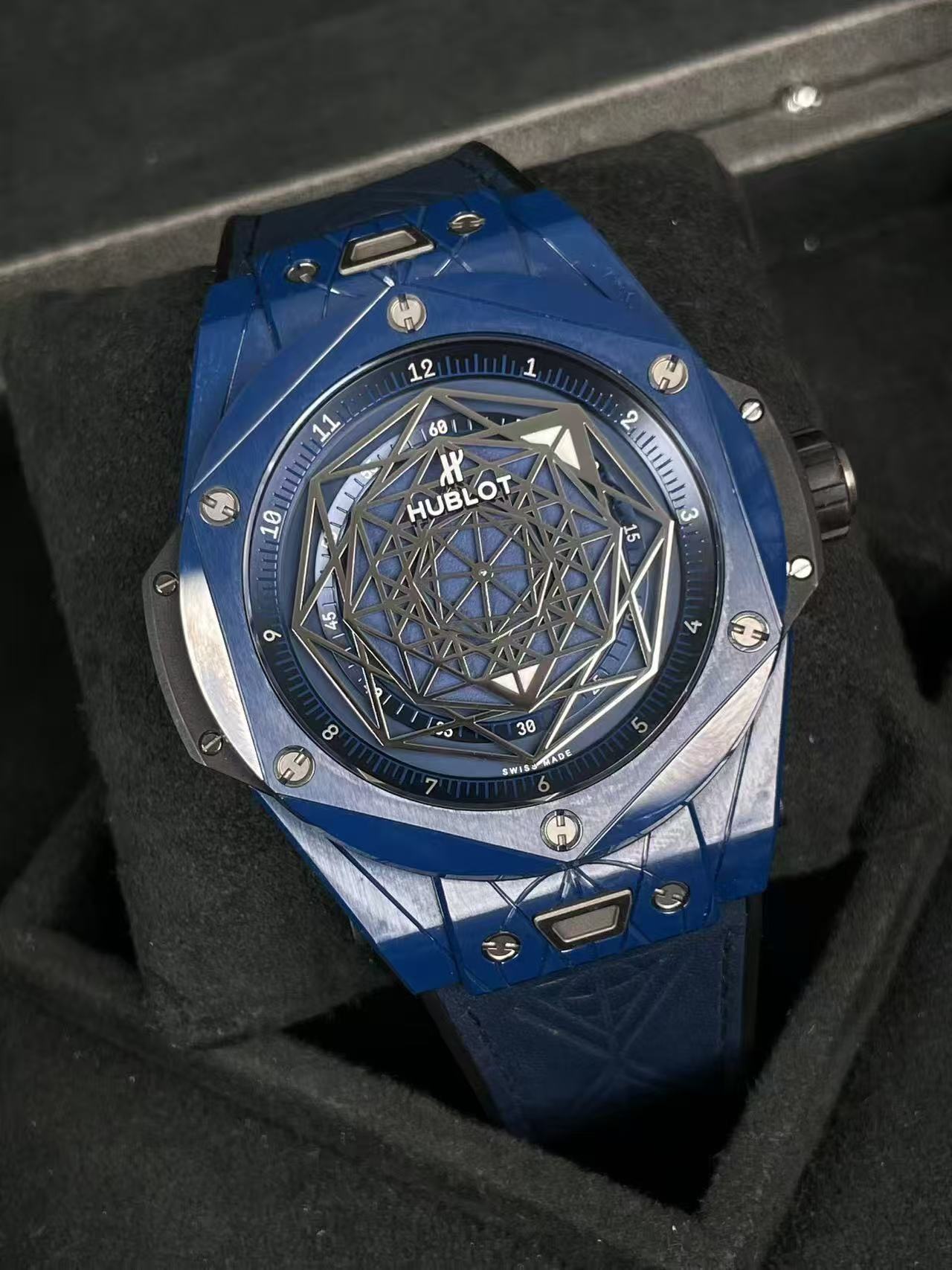 Hublot 415.EX.7179.VR.MXM19 detail 6