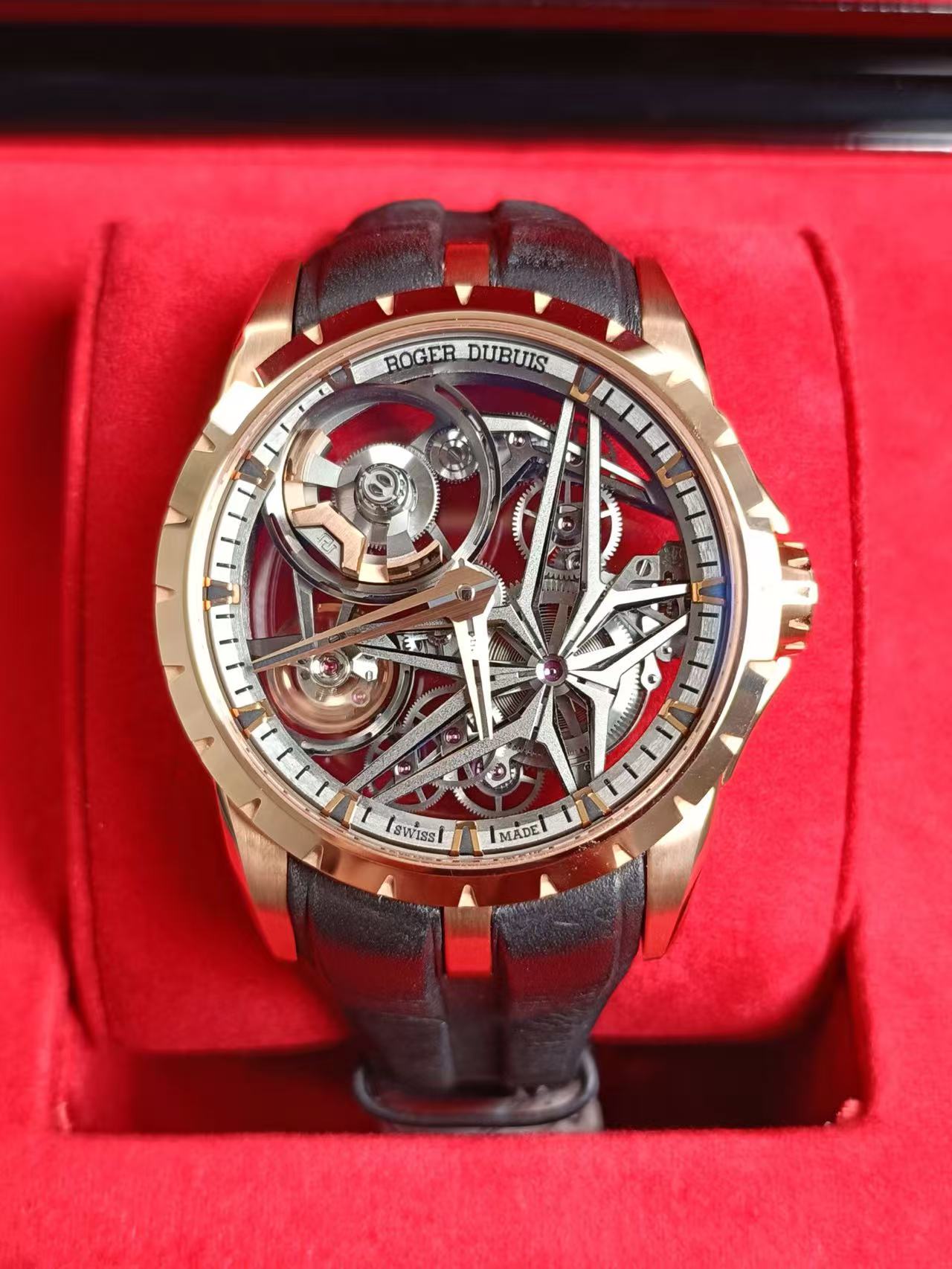 Roger Dubuis RDDBEX0954 detail 1