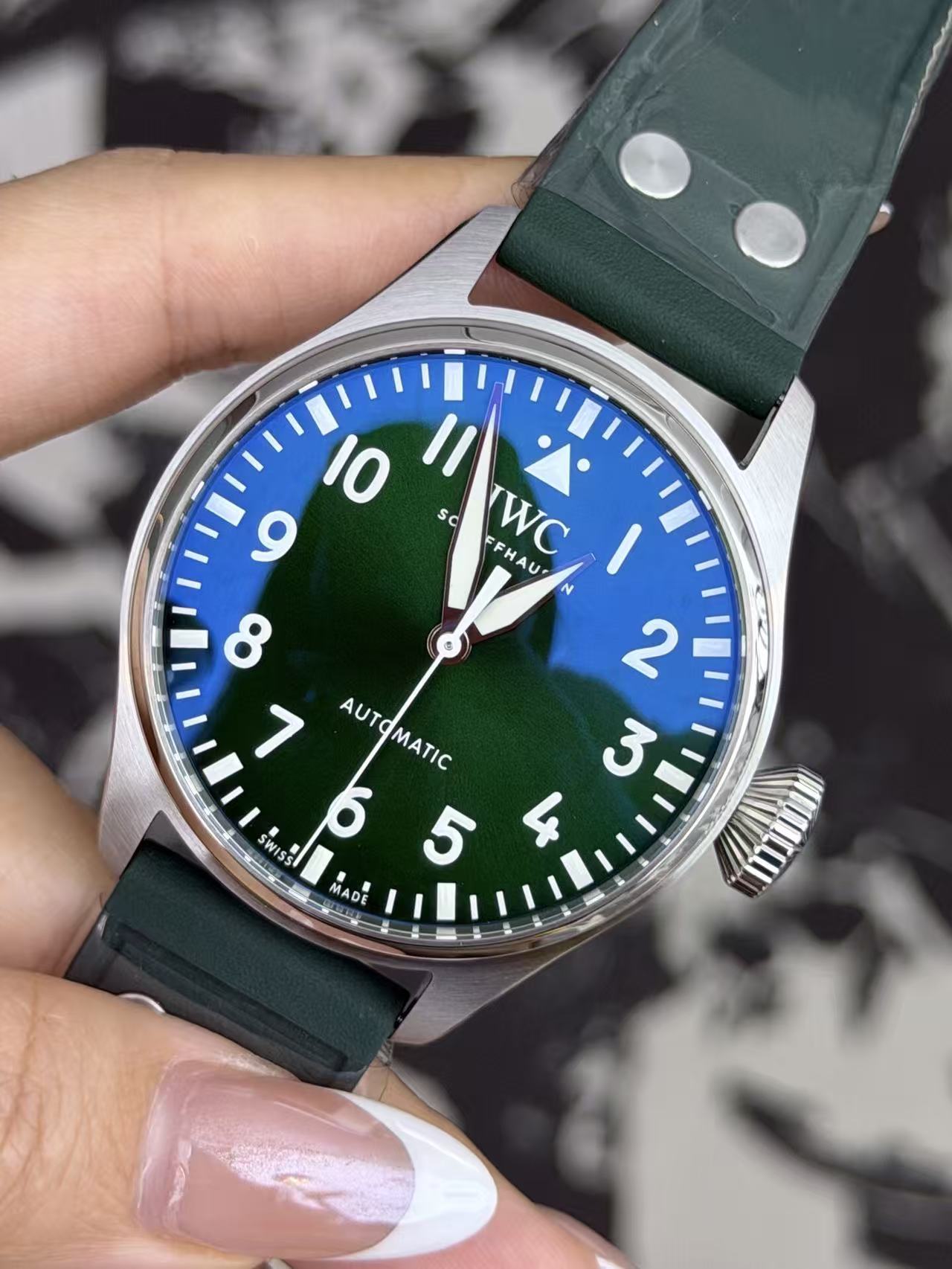IWC IW329306 detail 4