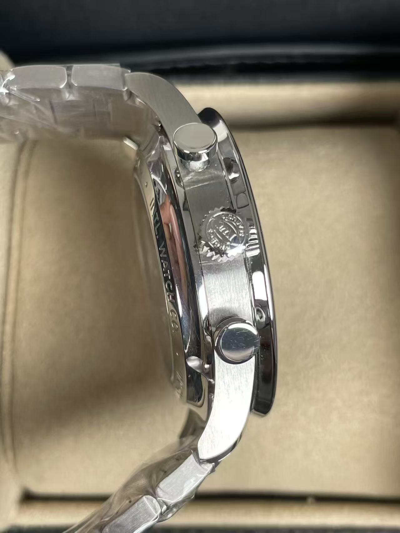 IWC IW371617 detail 2