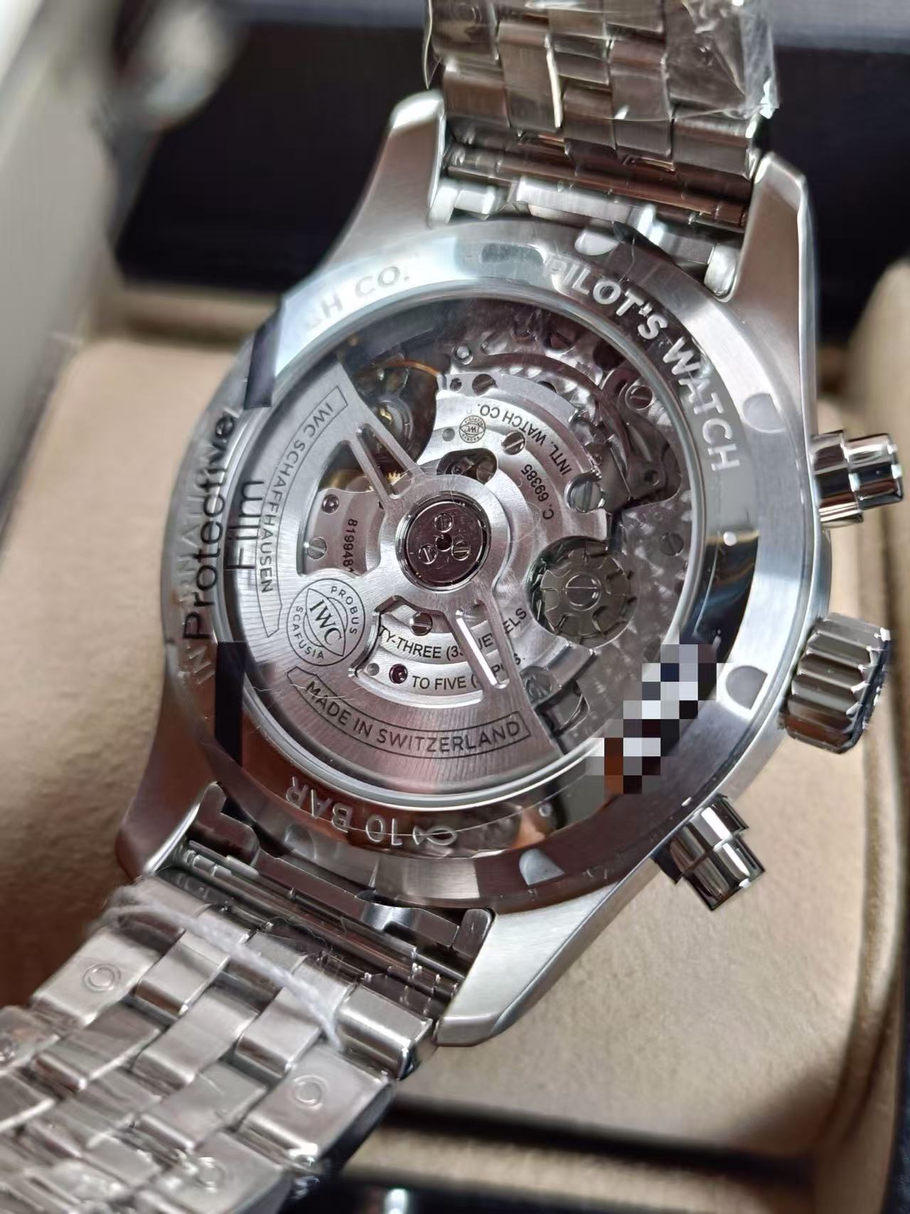 IWC W388104 detail 3