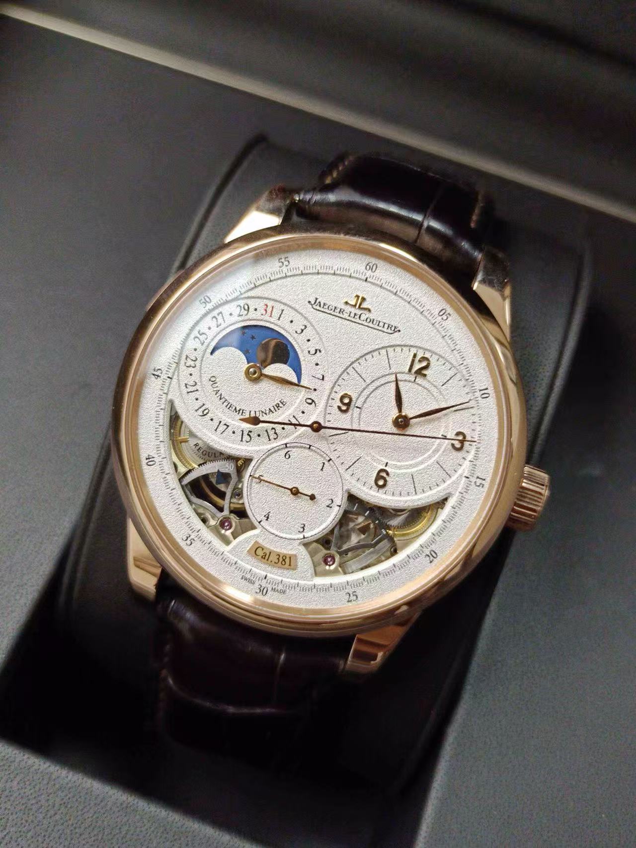 Jaeger-LeCoultre Q6042422 detail 2