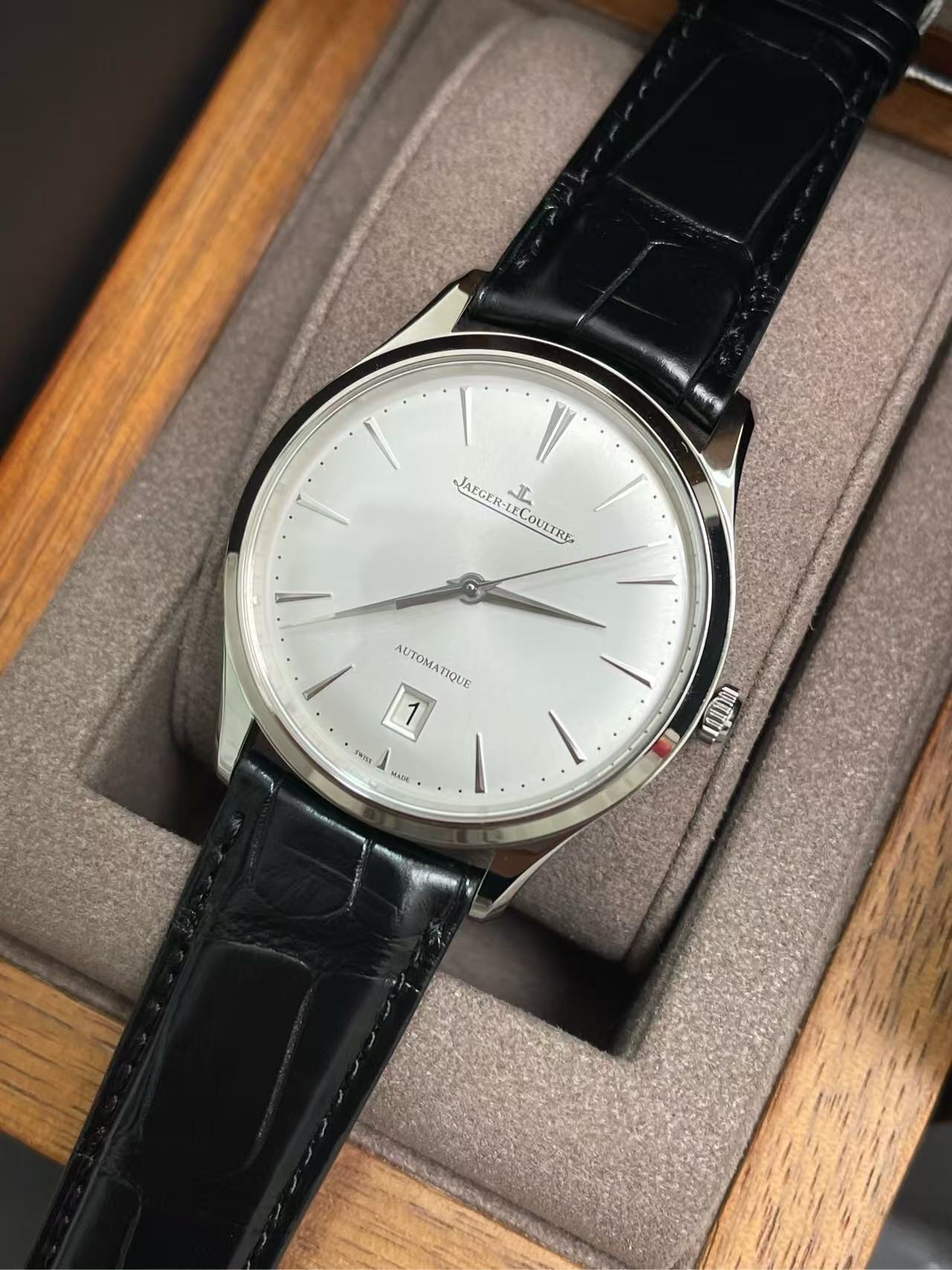 Jaeger-LeCoultre 1238420 detail 2