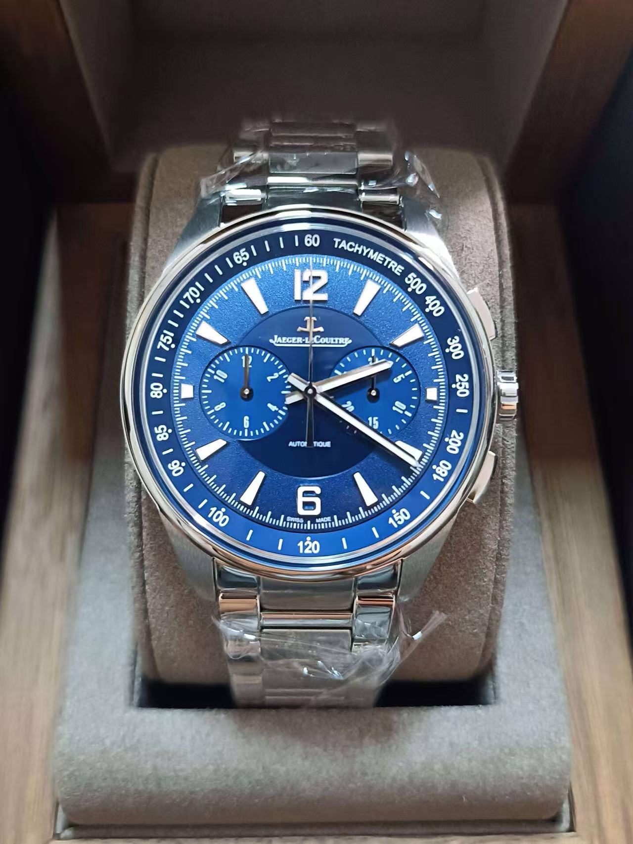Jaeger-LeCoultre 9028180 detail 1