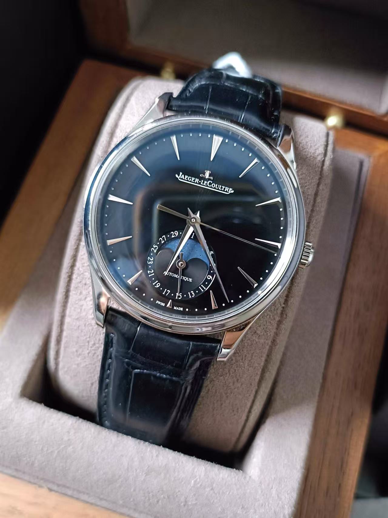 Jaeger-LeCoultre Q1368471 detail 2