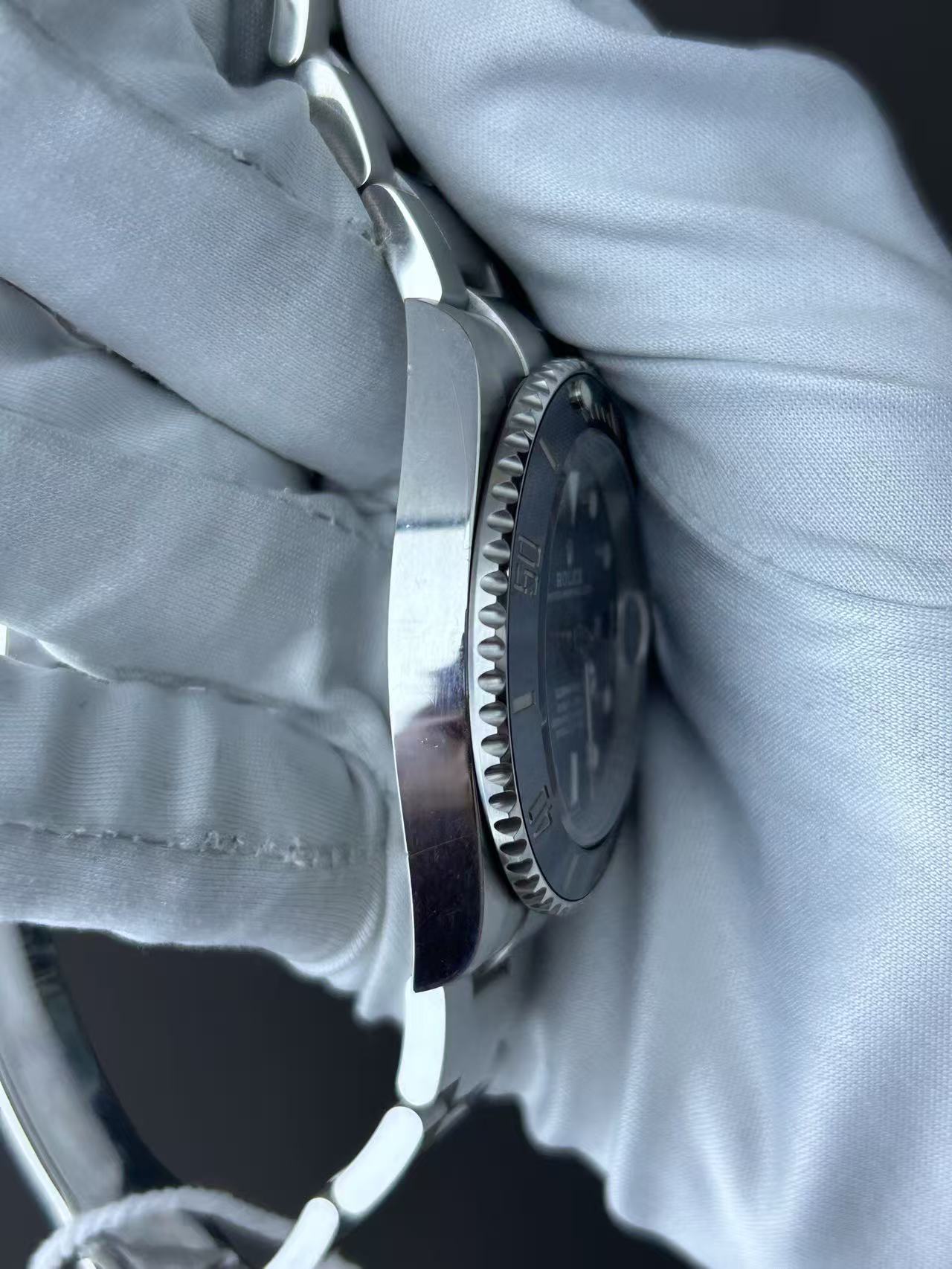Rolex m126610ln-0001 detail 3