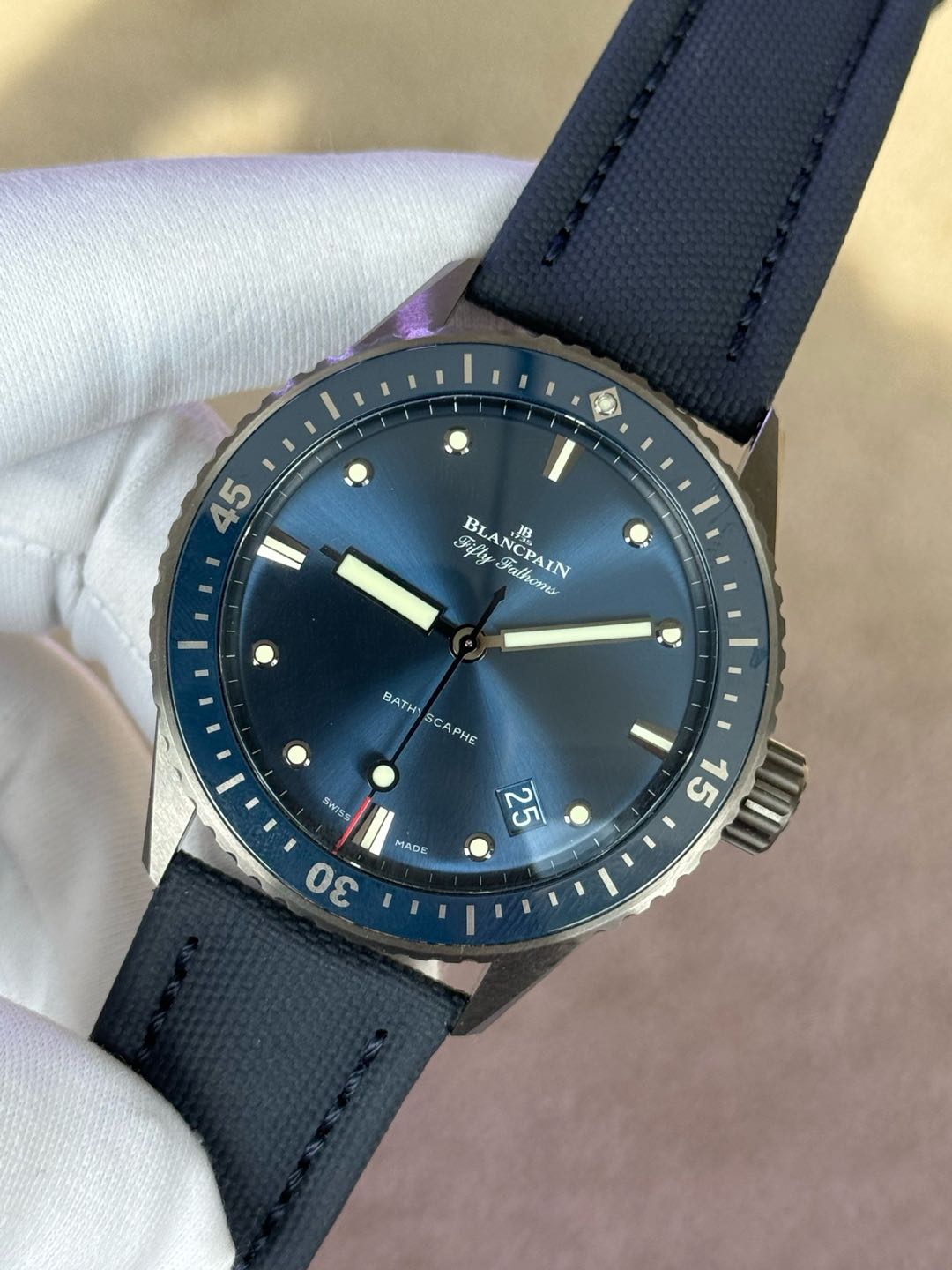 Blancpain 5000-0240-O52A detail 2