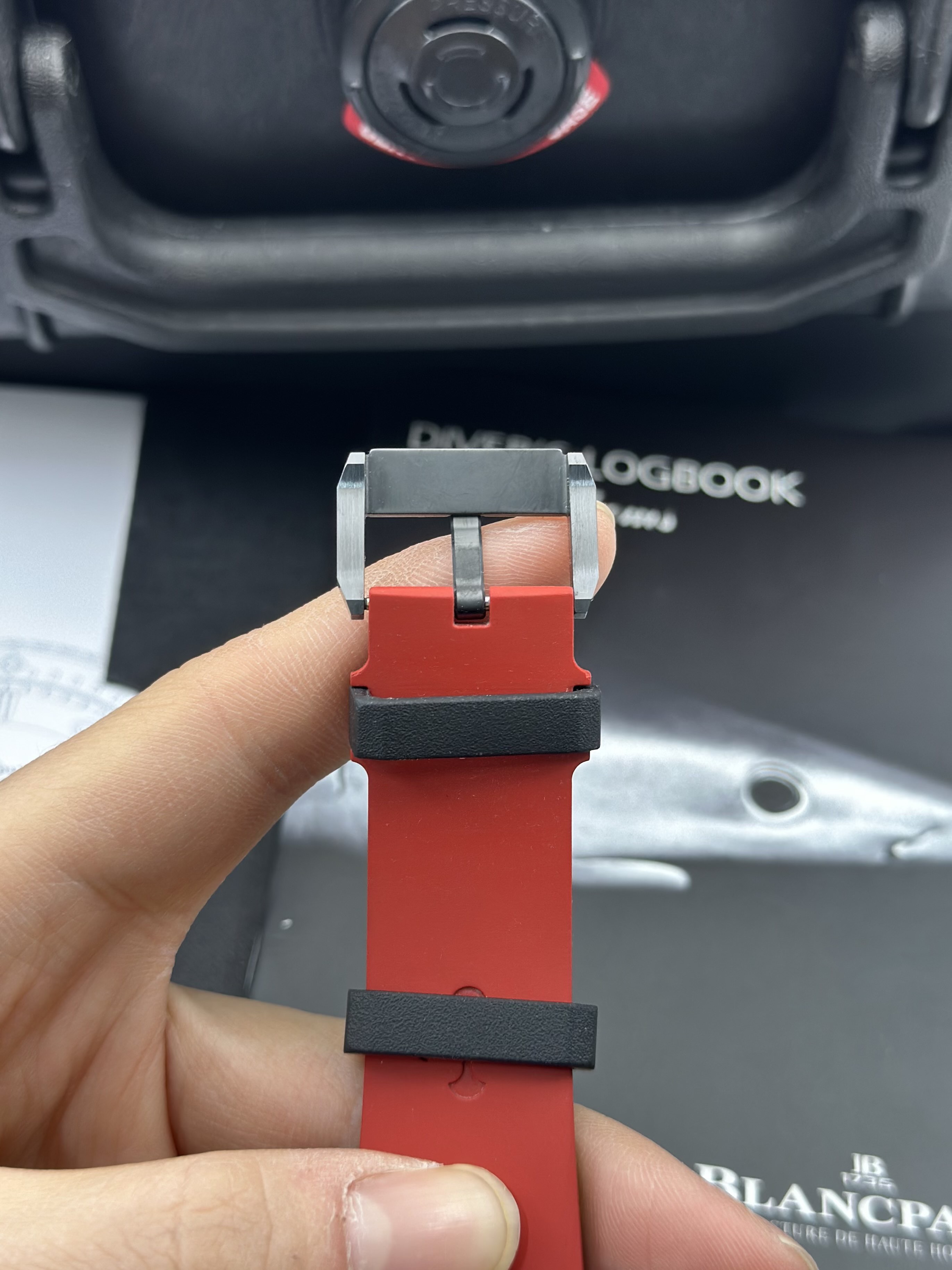 Blancpain 5000-0130-B52A detail 5