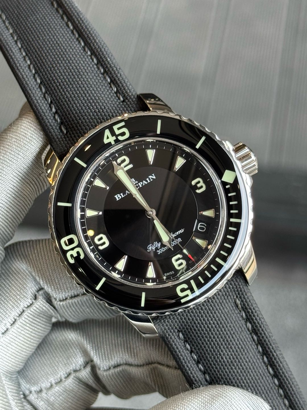 Blancpain 5015-1130-52A detail 1
