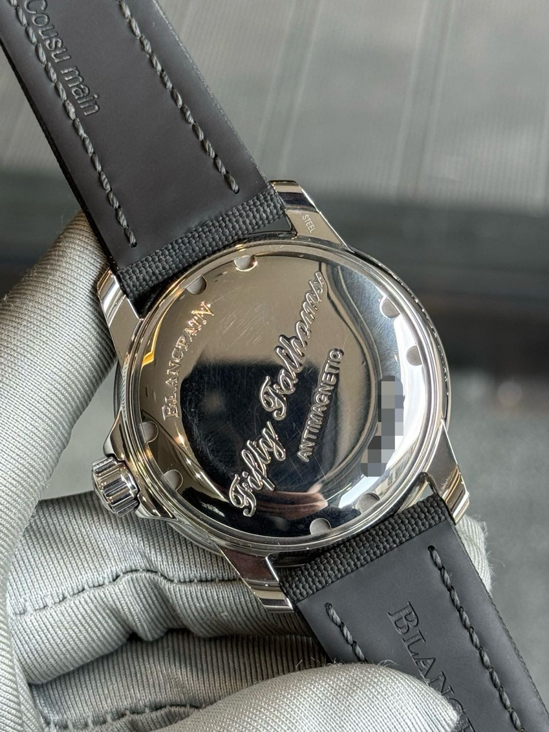 Blancpain 5015-1130-52A detail 5