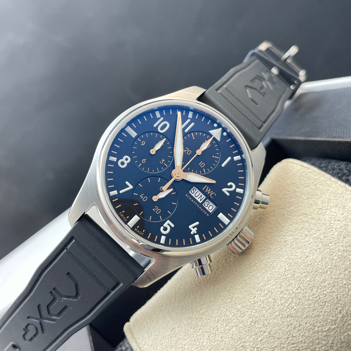 IWC IW388116 detail 6