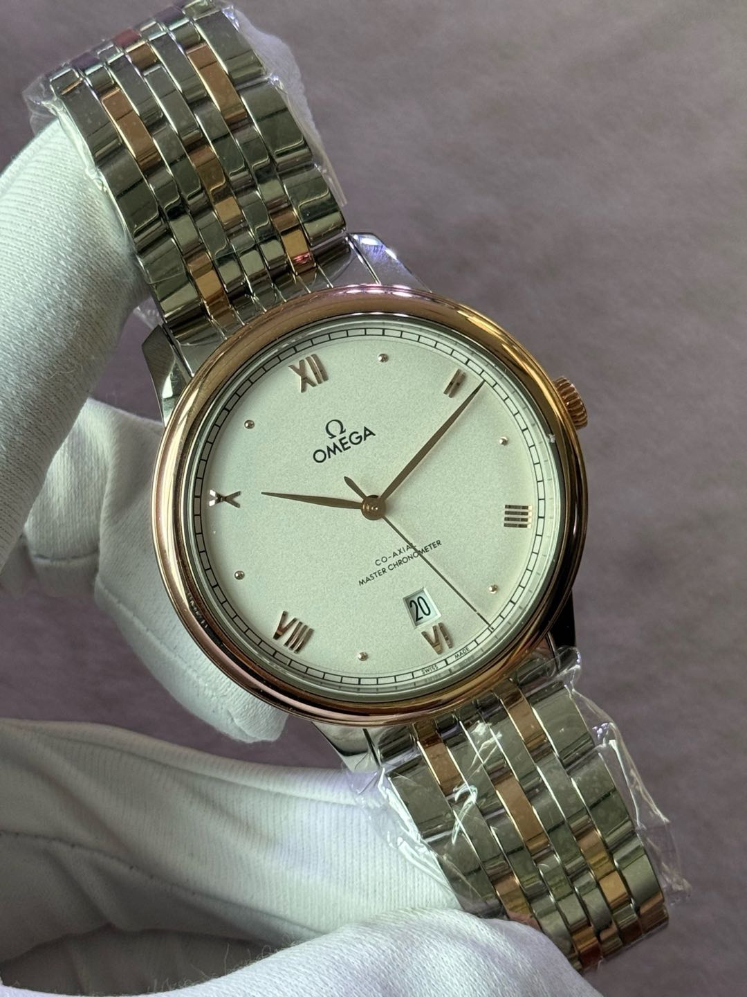 Omega 434.20.40.20.02.001 detail 5