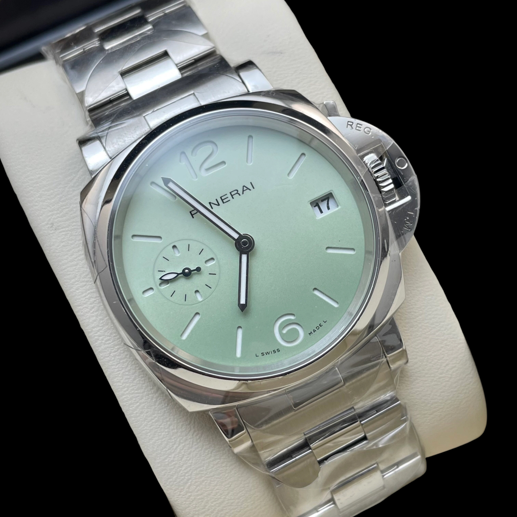 Panerai PAM01311 detail 2