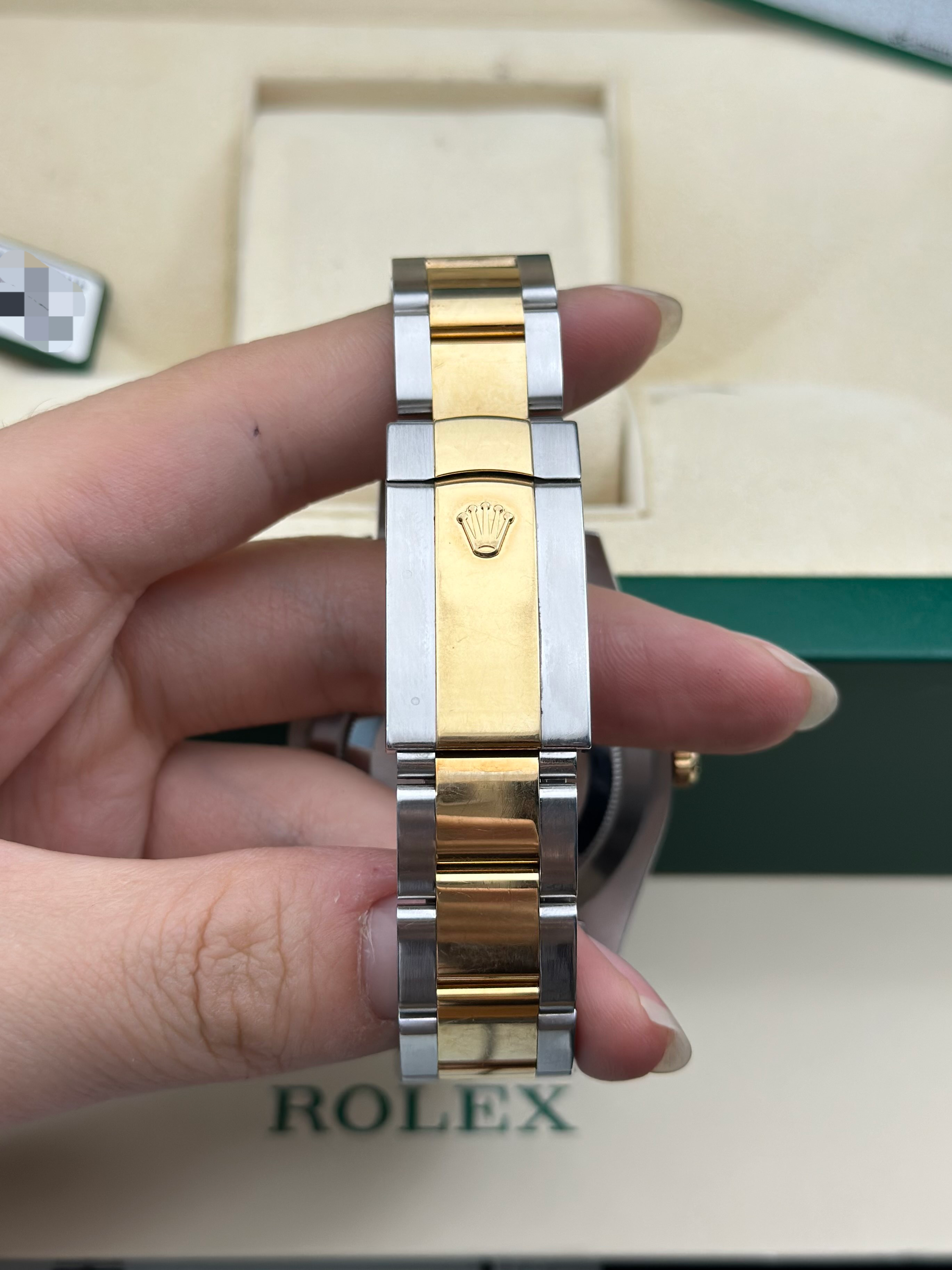 Rolex 116333-72213 detail 4