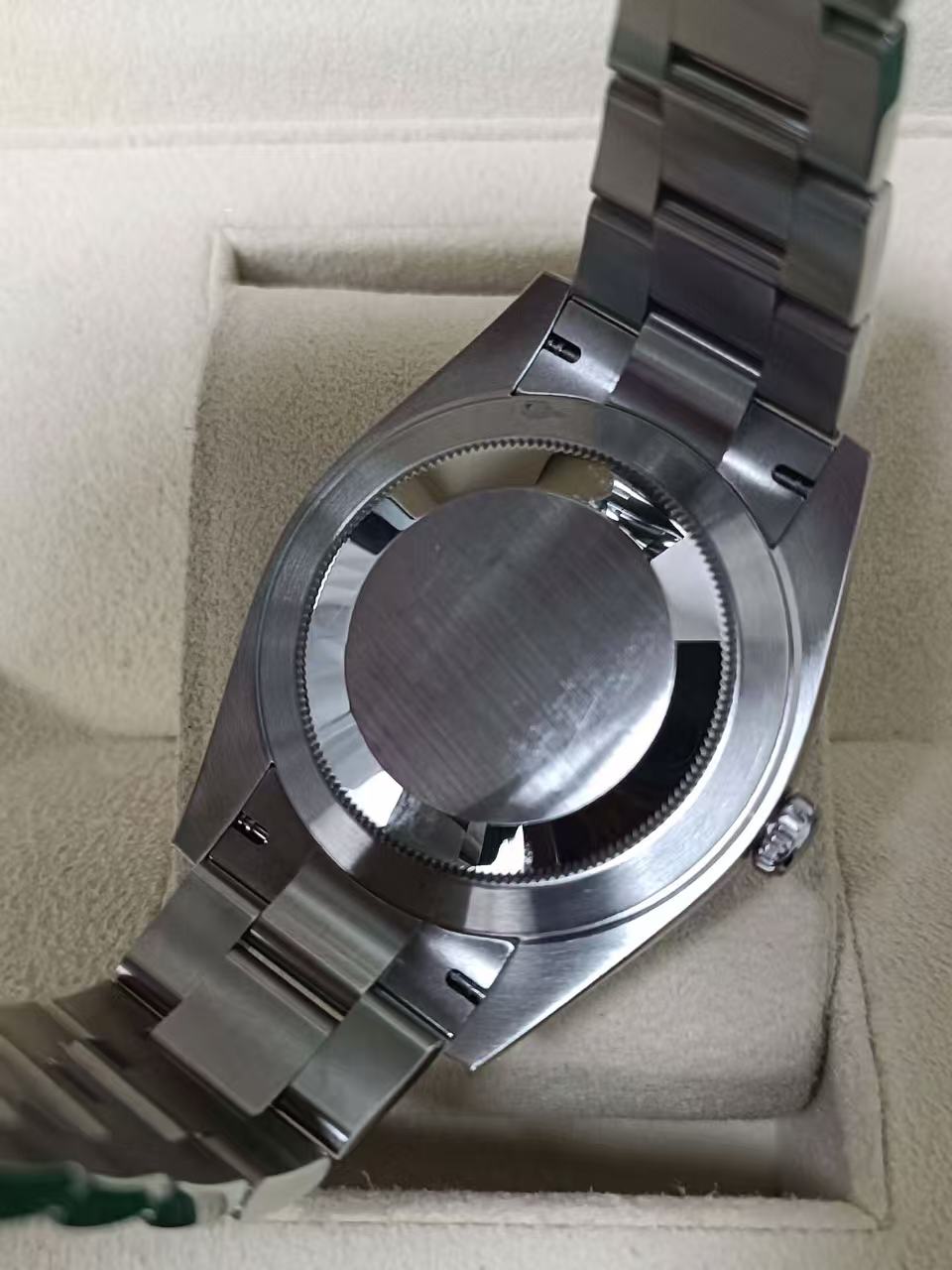 Rolex 126300-0011 detail 3