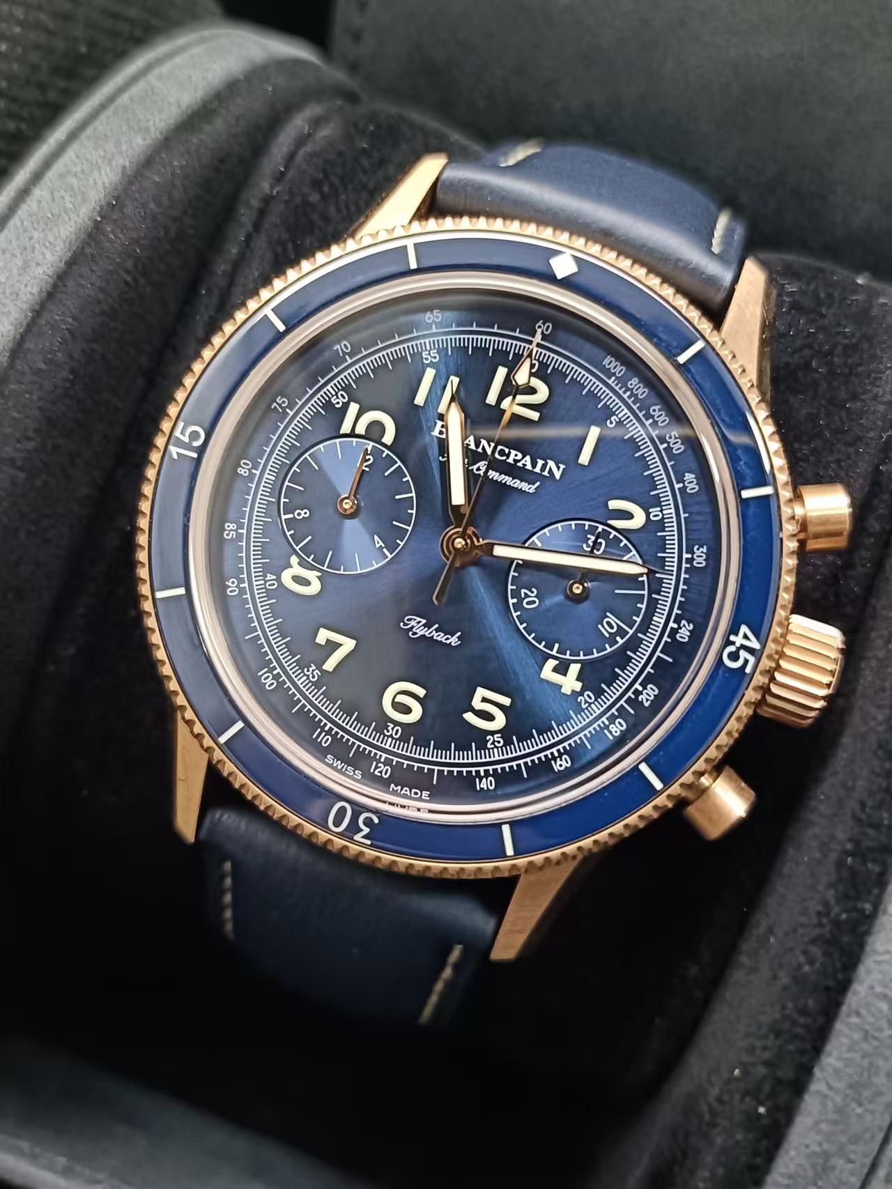 Blancpain AC02-36B40-63A detail 2