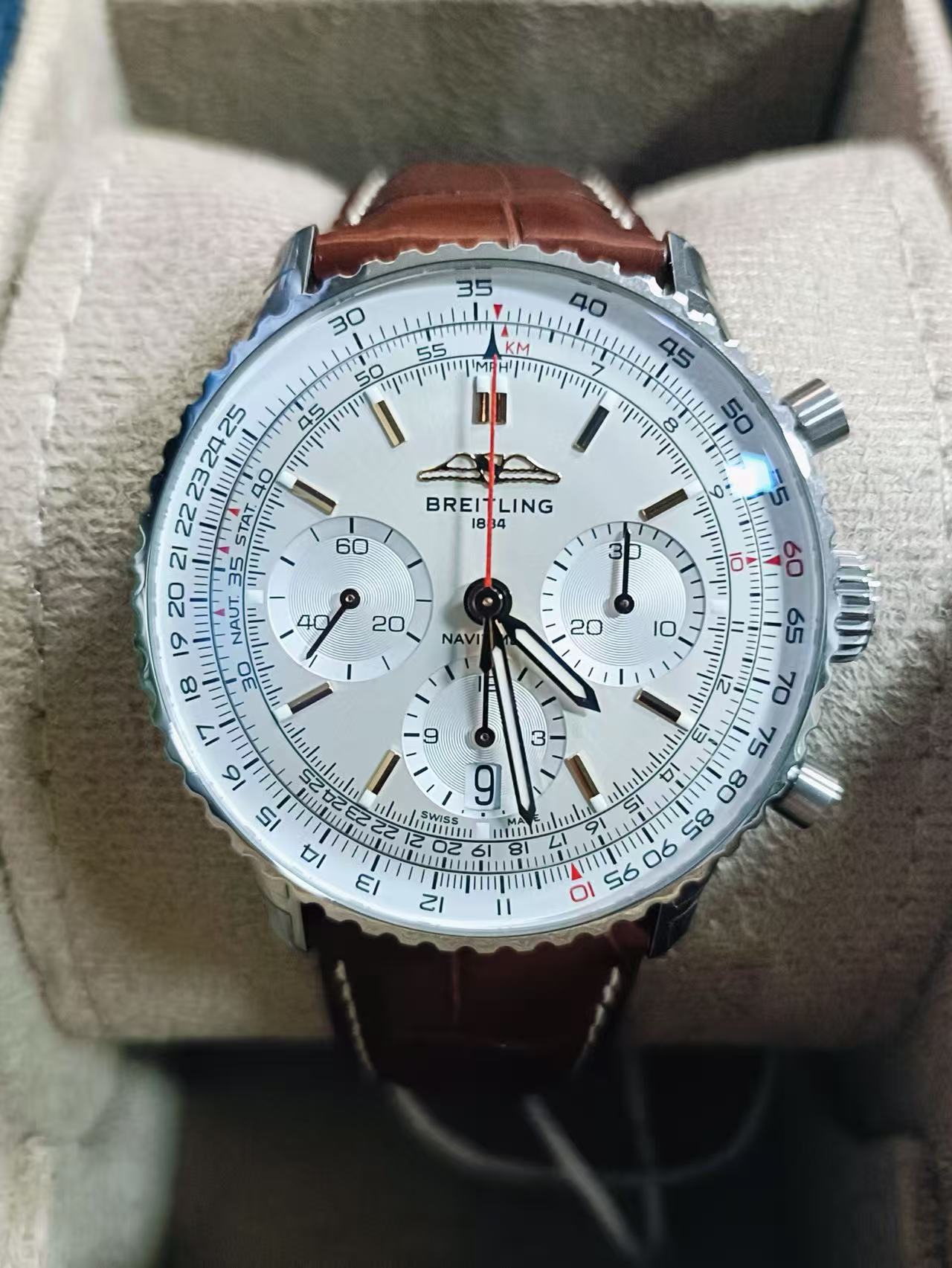 Breitling AB0139211G1P1 detail 1