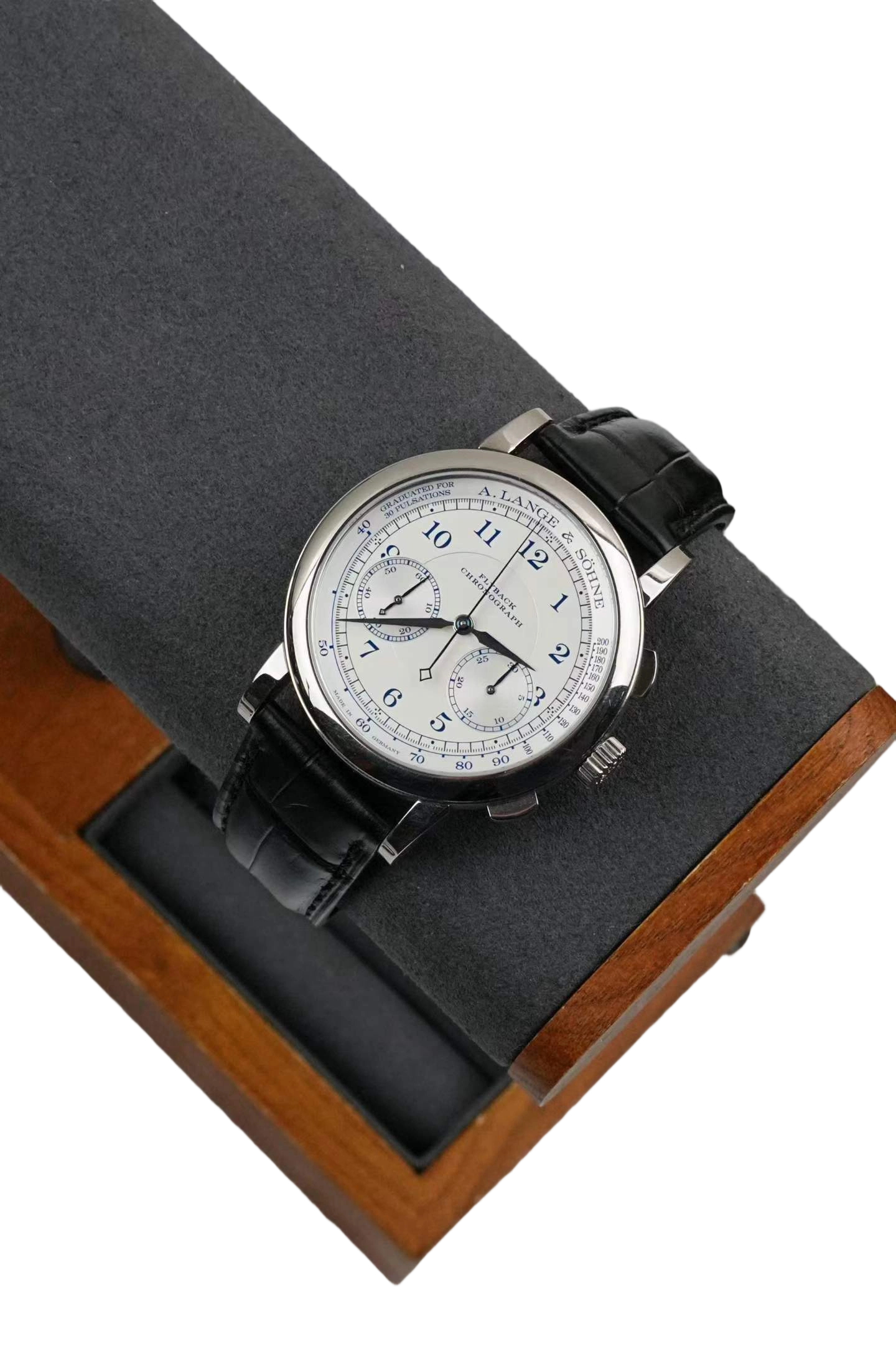 A. Lange & S&ouml;hne 414.026 detail 1