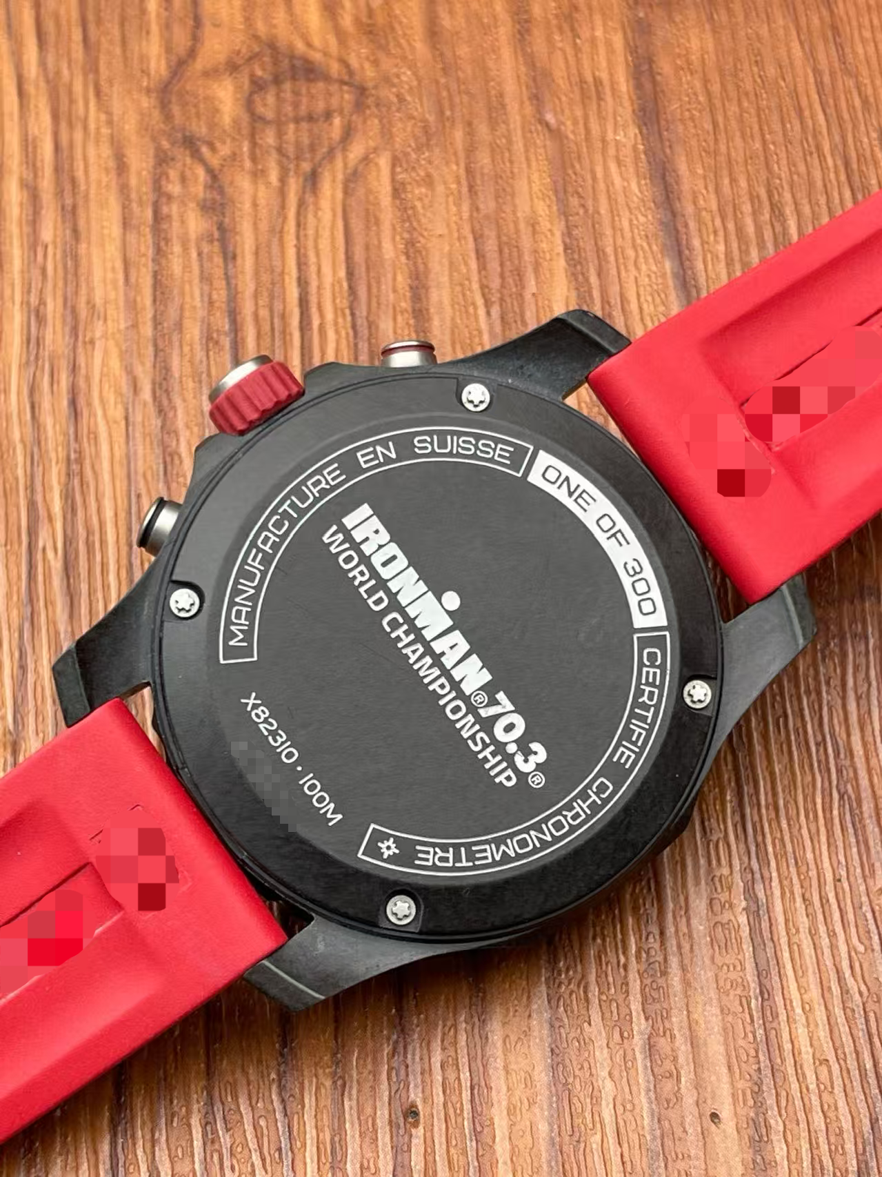 Breitling X823107C1M1S1 detail 3