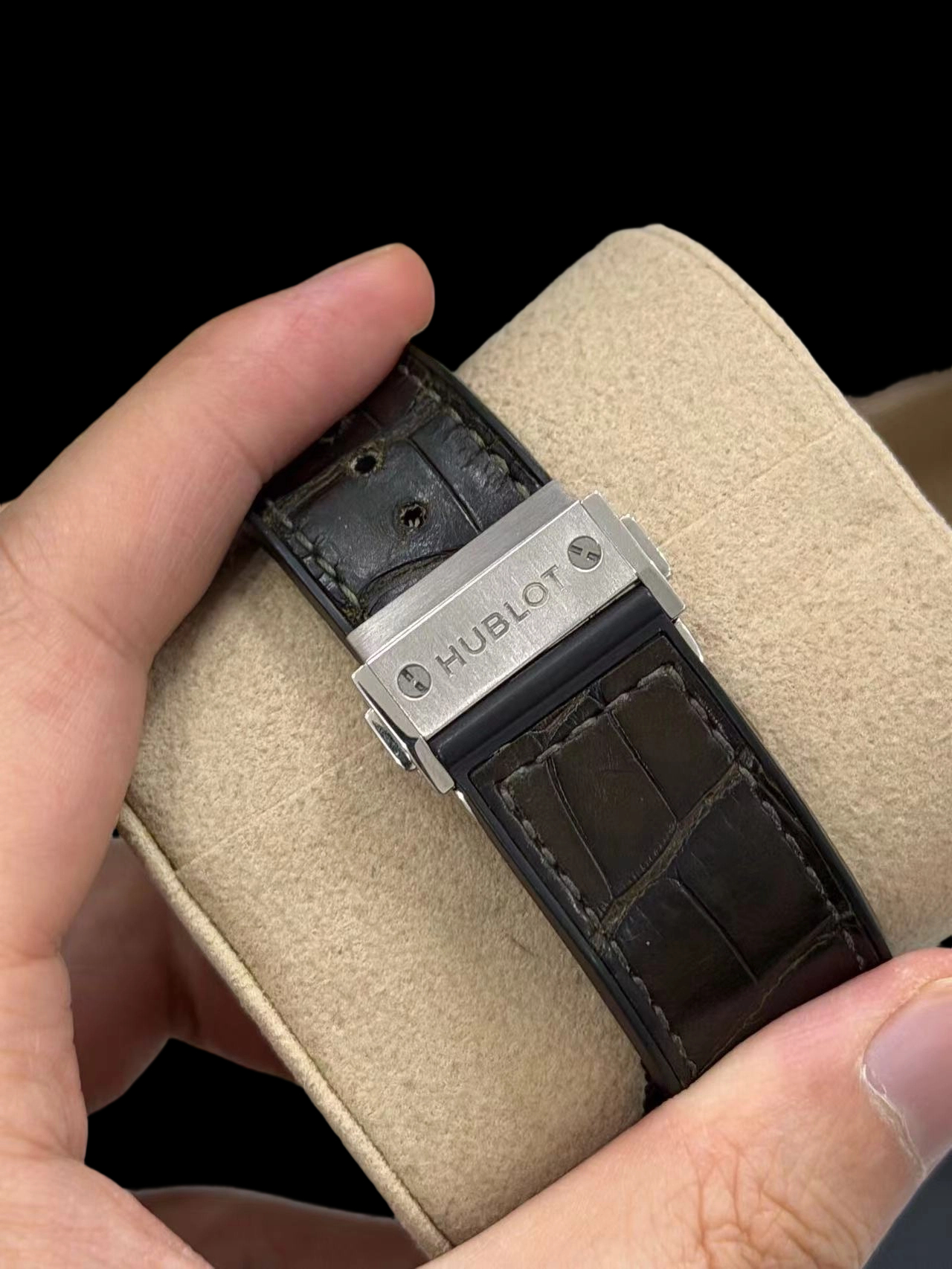 Hublot 542.NX.8970.LR detail 4
