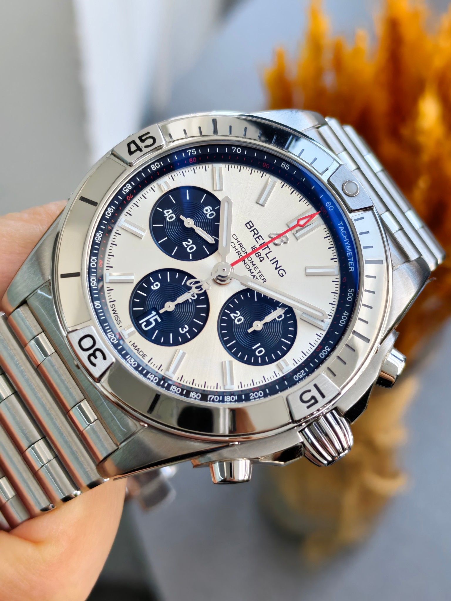 Breitling AB0134101G1A1 detail 3