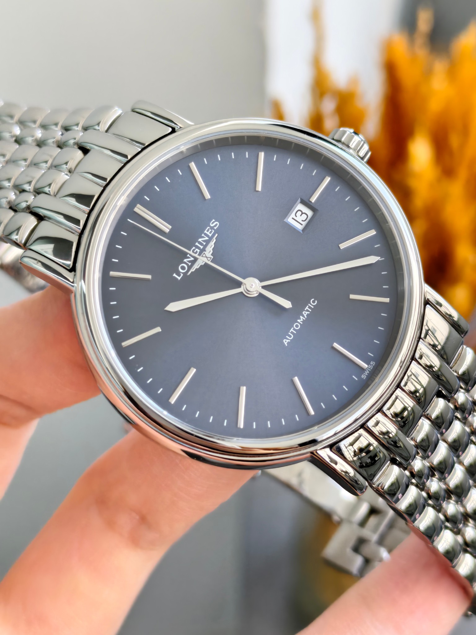 Longines L4.922.4.92.6 detail 2