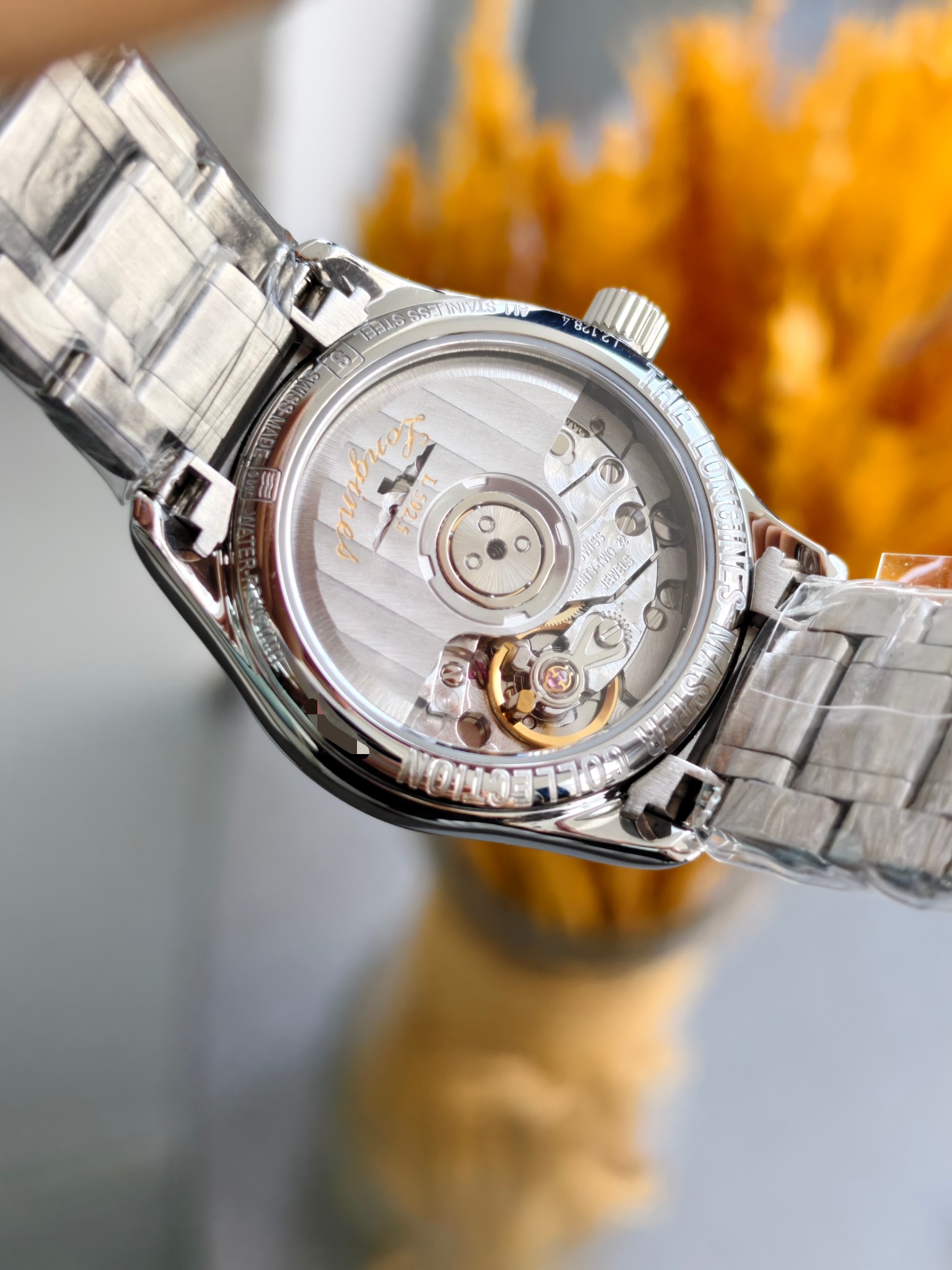 Longines L2.128.4.87.6 detail 5