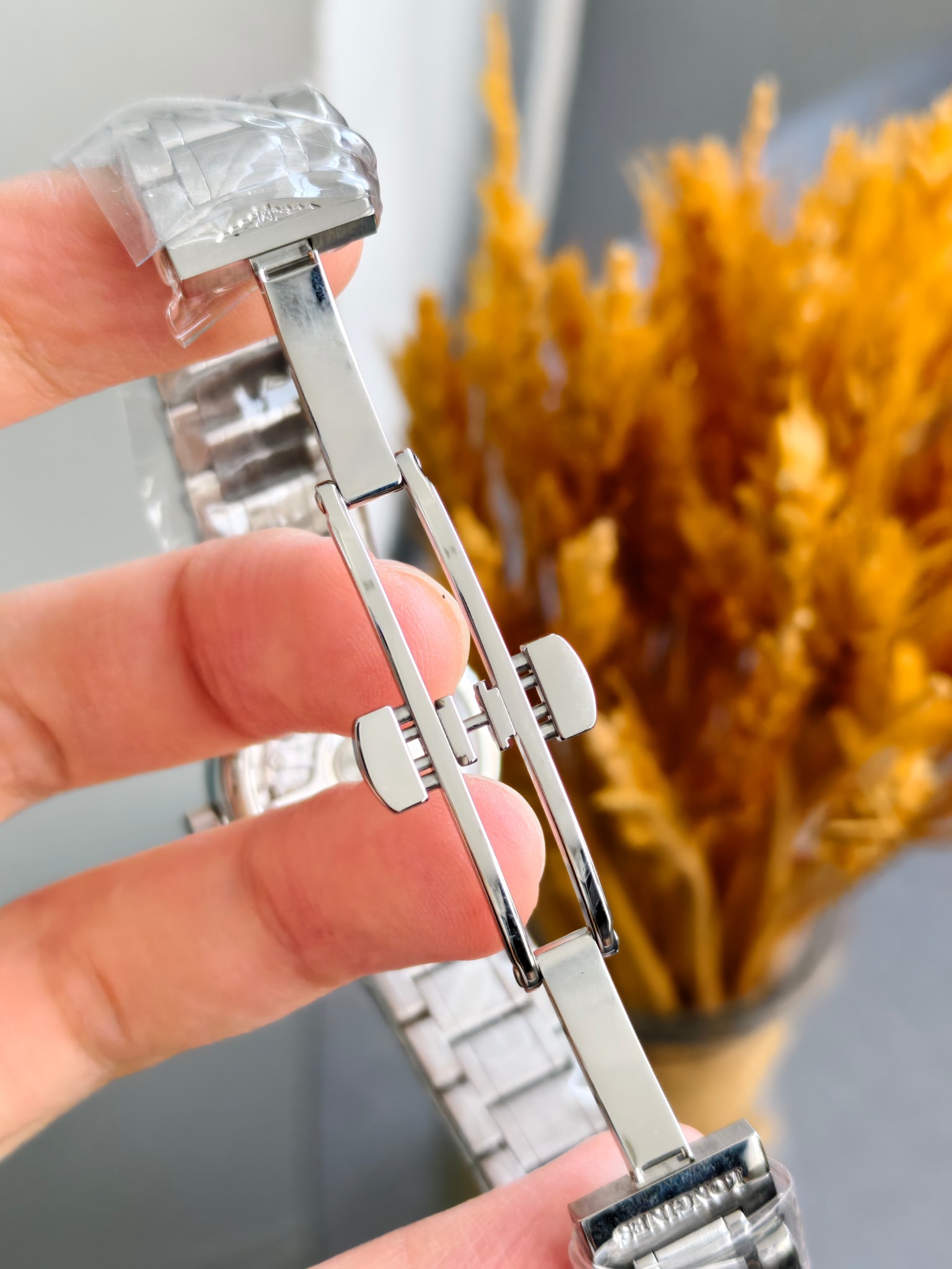 Longines L2.128.4.87.6 detail 6