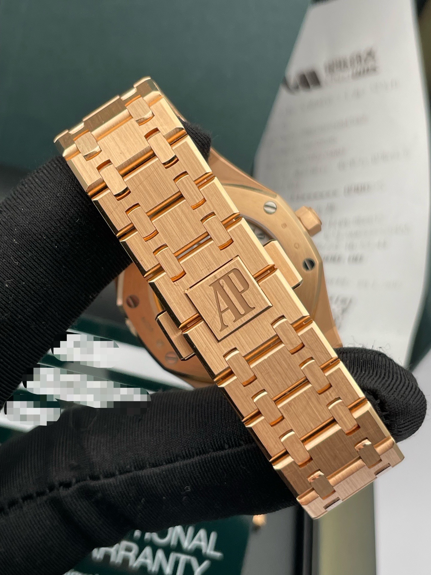 Audemars Piguet 77351OR detail 5