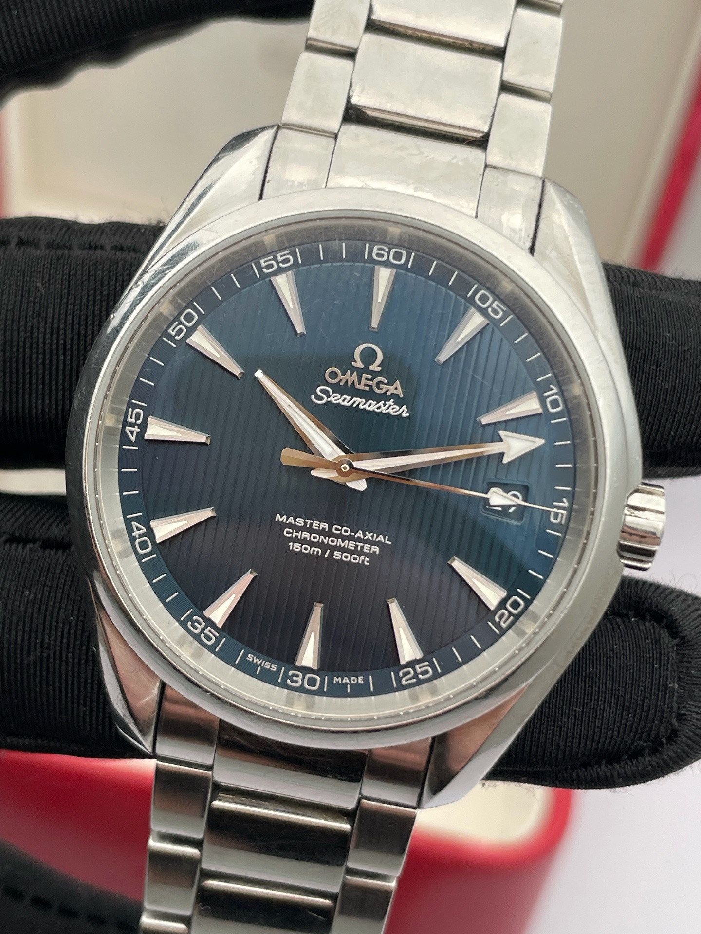 Omega 231.10.42.21.03.003 detail 1