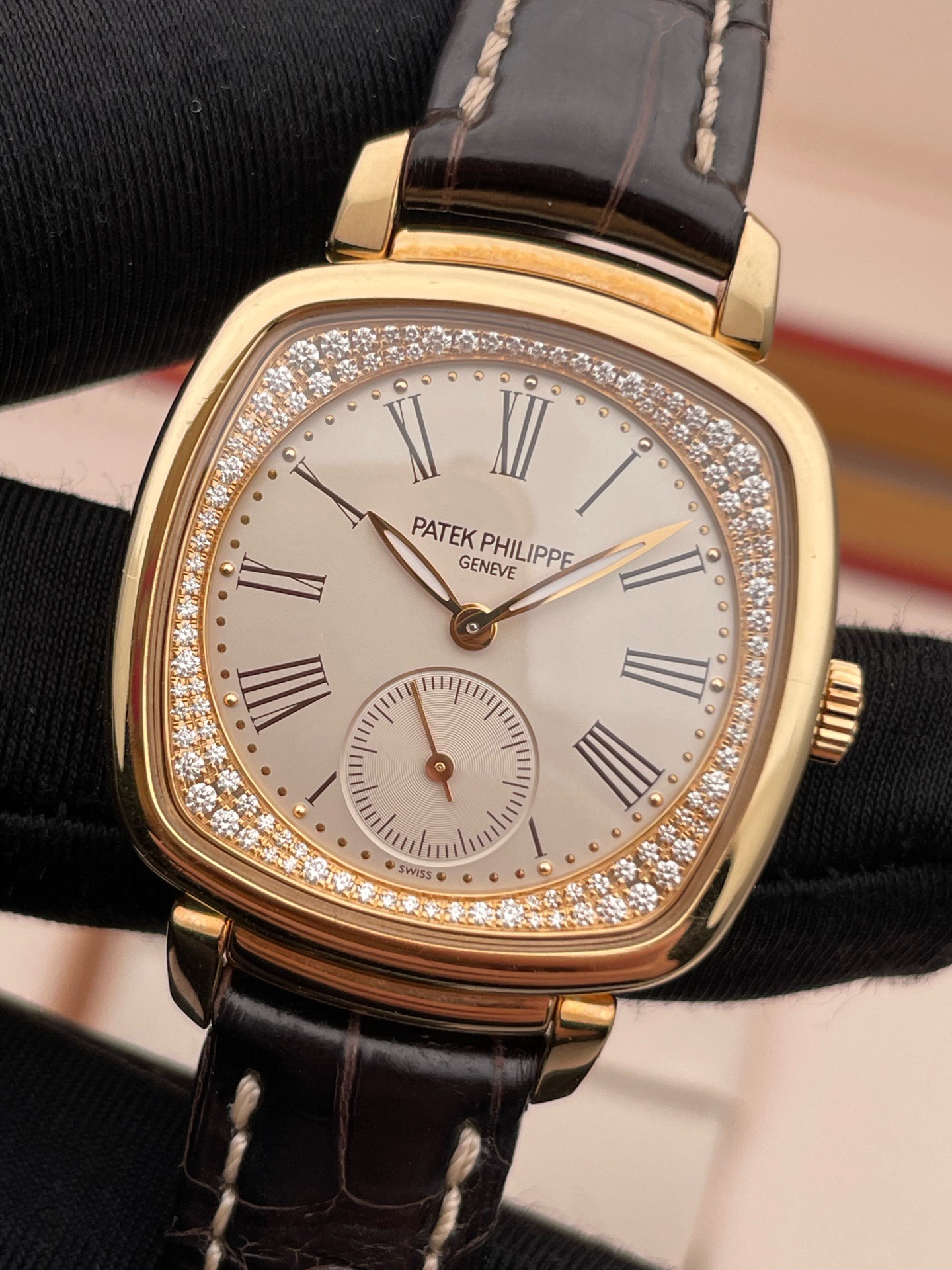 Patek Philippe 7041R-001 detail 1