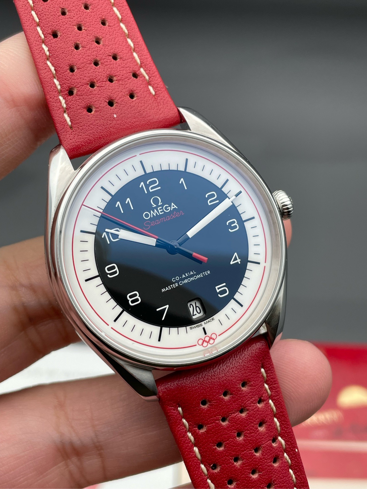 Omega 522.32.40.20.01.004 detail 1