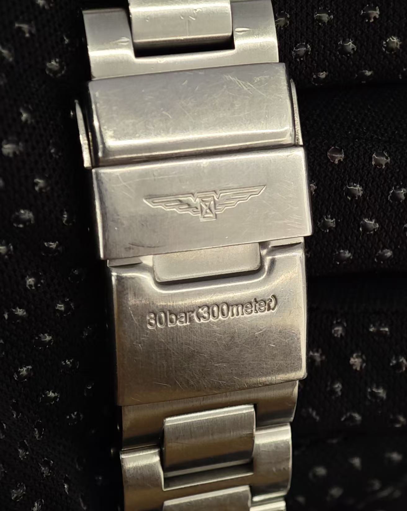 Longines L3.695.4.13.6 detail 4